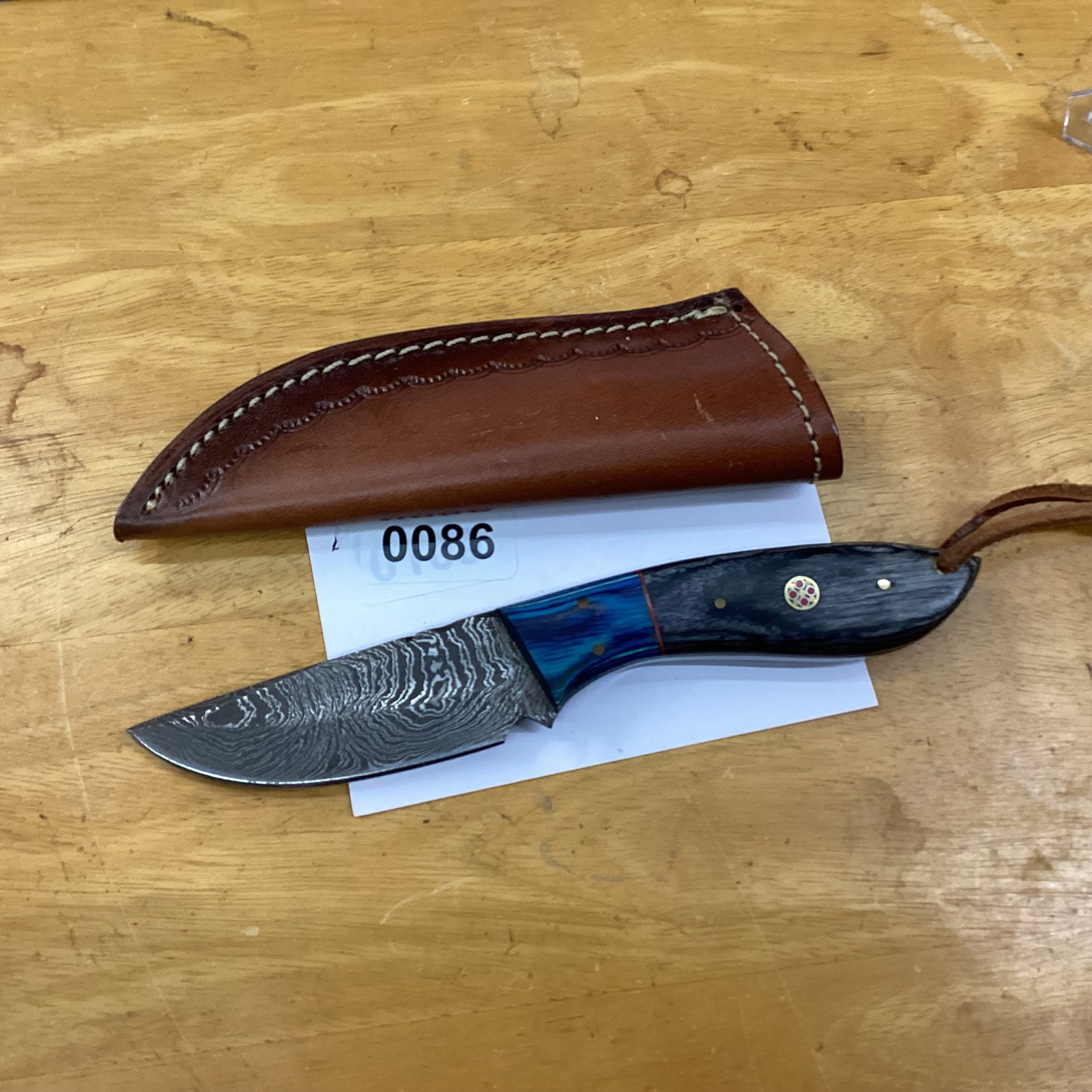 DAMASCUS FIXED BLADE - 2