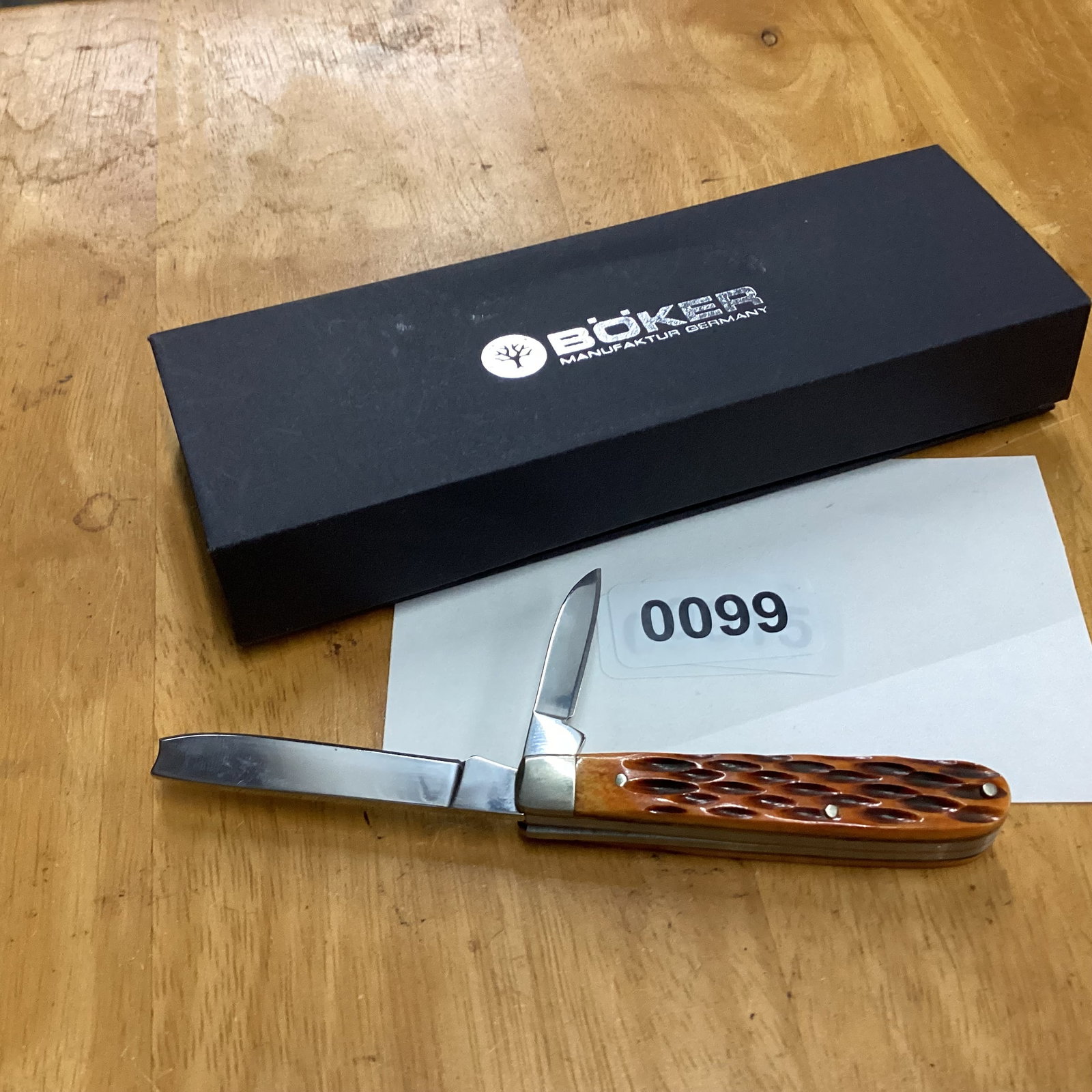 BOKER RAZOR - 2