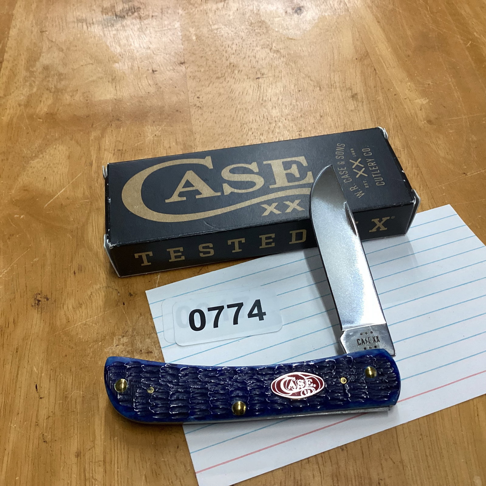 CASE 2024 NAVY BLUE SOD: GREAT SHAPE