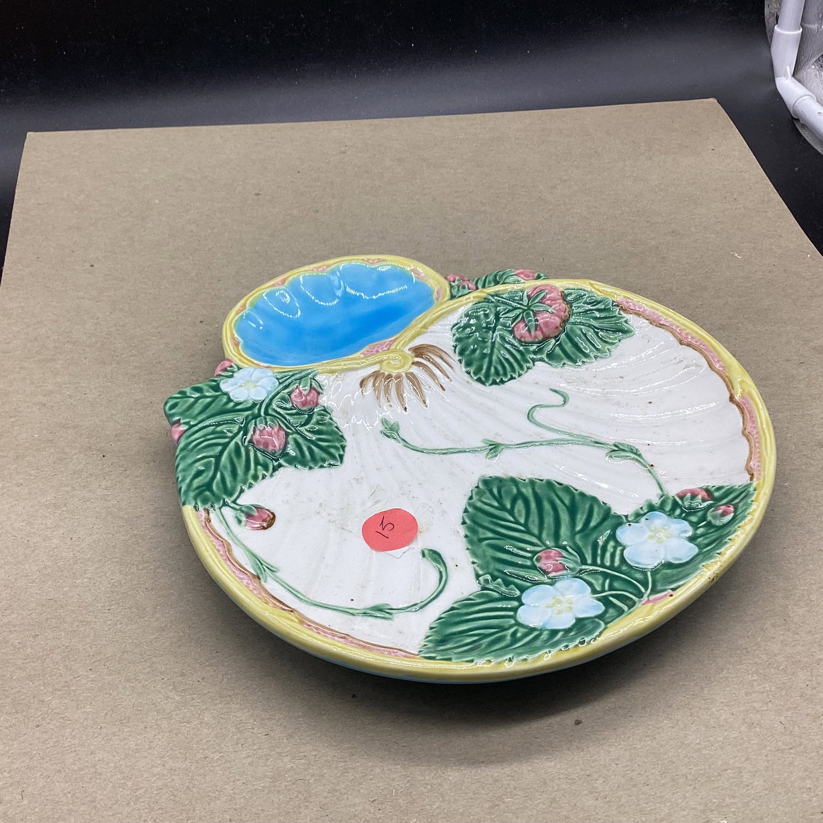 MAJOLICA PLATE: GOOD SHAPE