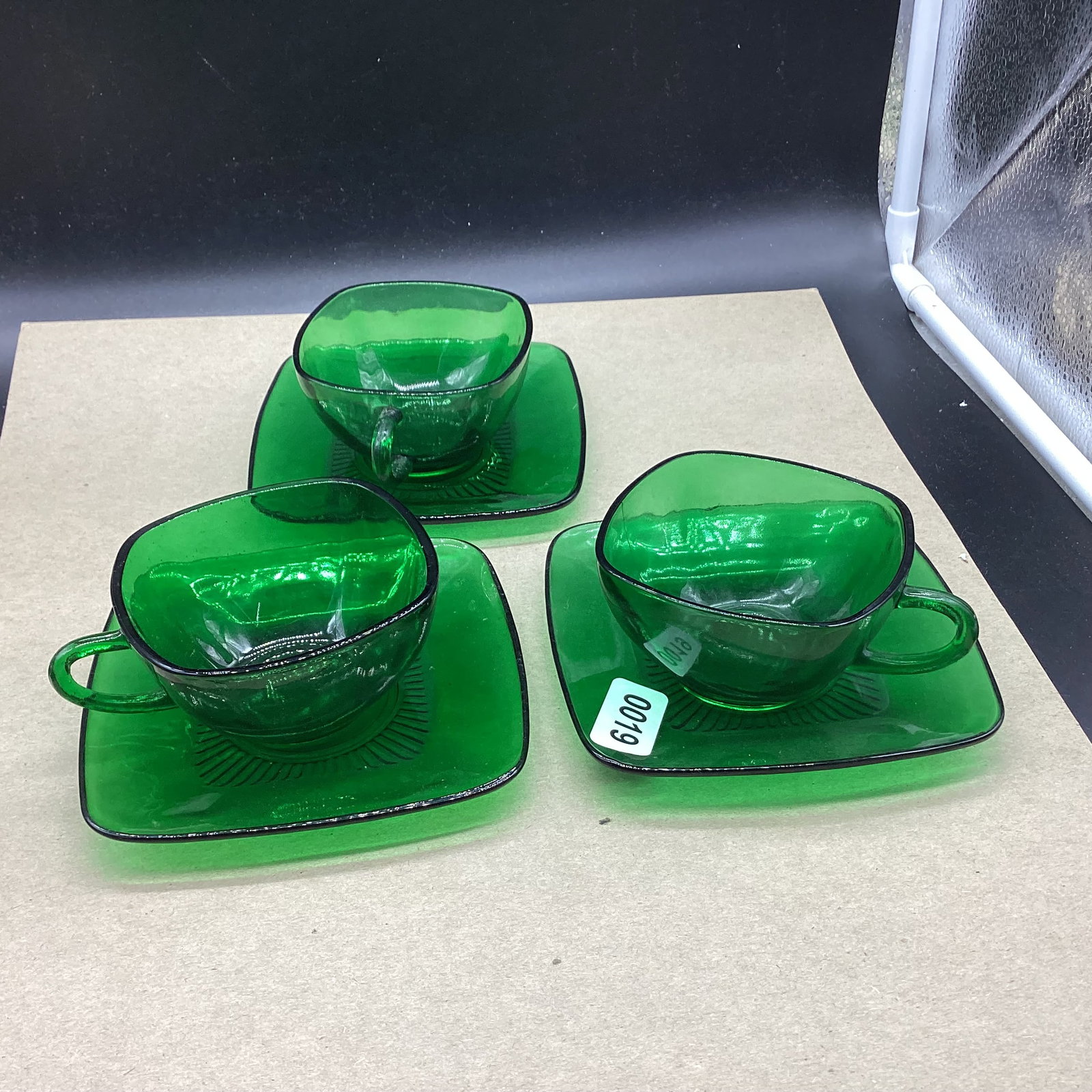 3 1950'S FOREST GREEN CUP & SAUCERS: GOOD SHAPE