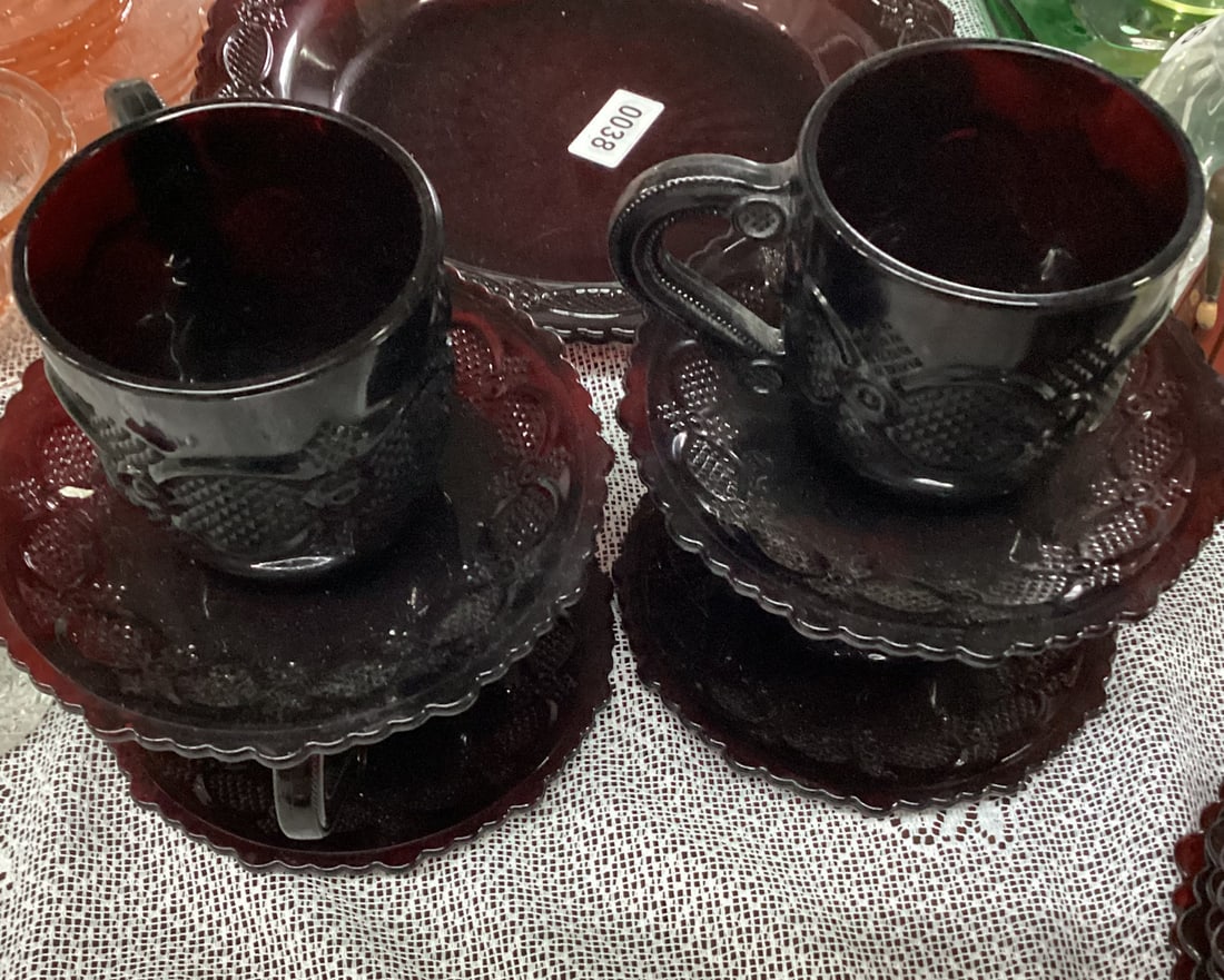 4 AVON CAPE COD CUP & SAUCERS: GOOD SHAPE
