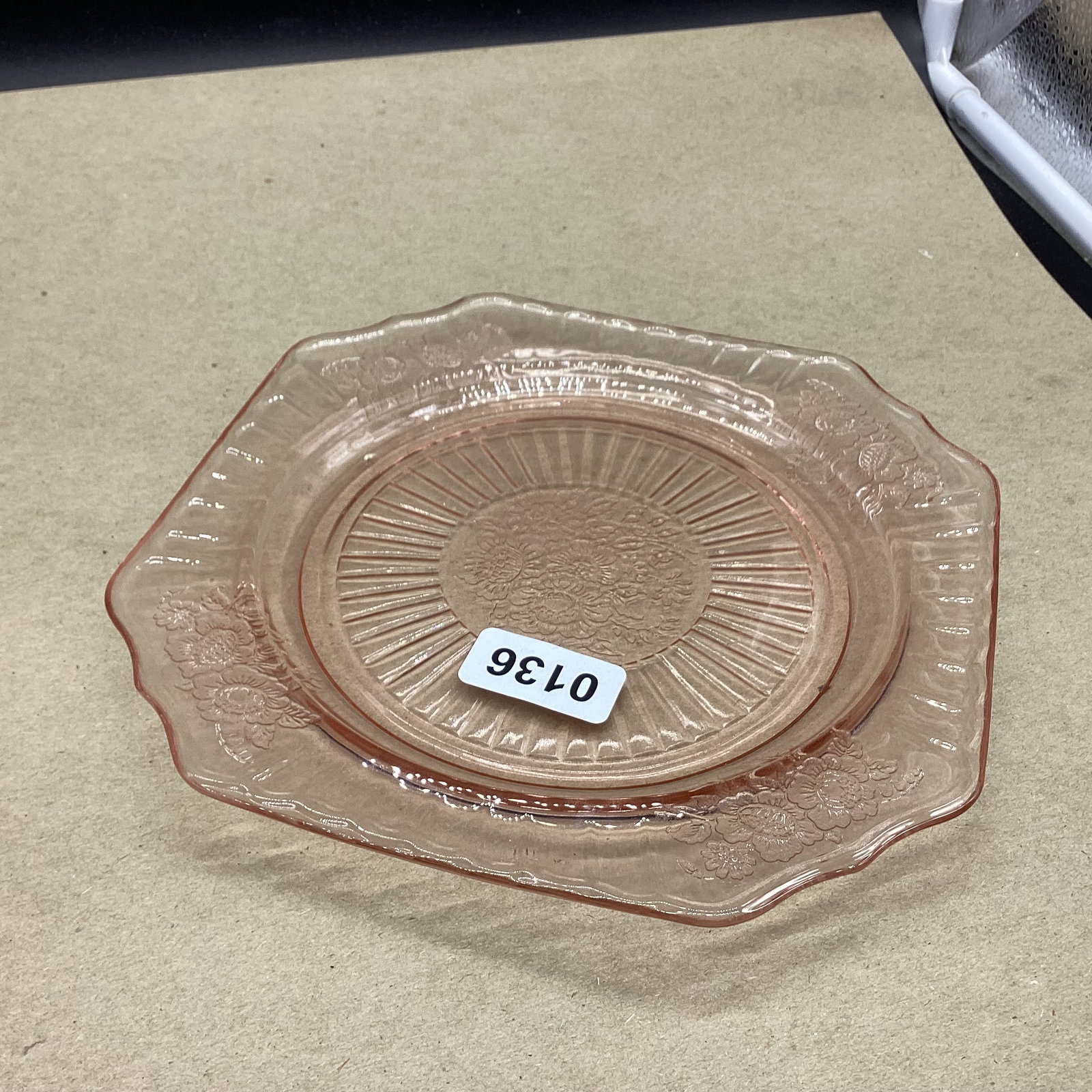 DEPRESSION MAYFAIR OR OPEN ROSE LUNCHEON PLATE: 8 1/2" WIDE GOOD SHAPE