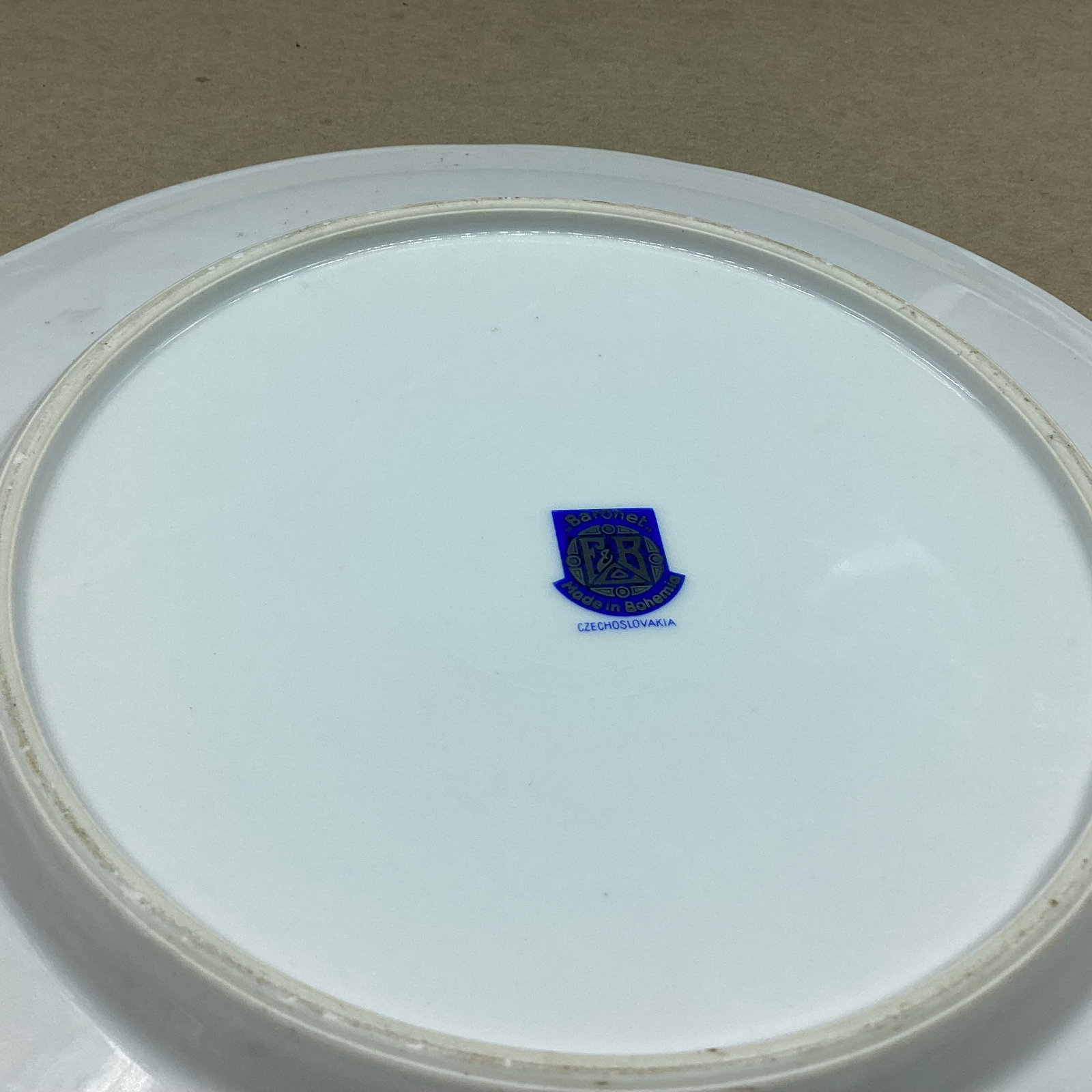 PORCELIAN HAND PAINTED PLATE - 2