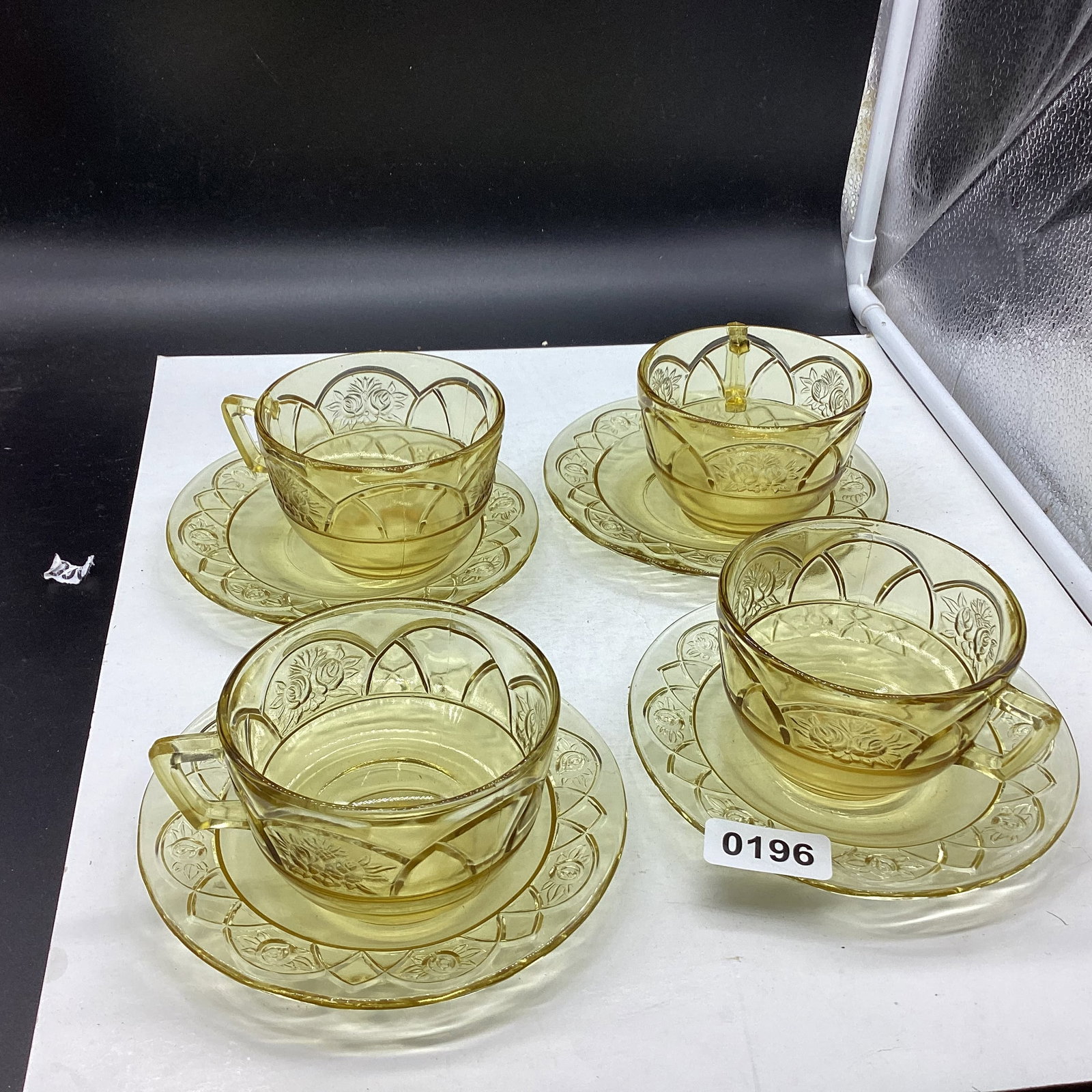 4 DEPRESSION DUTCH ROSE OR ROSEMARY CUP & SAUCERS: GOOD SHAPE