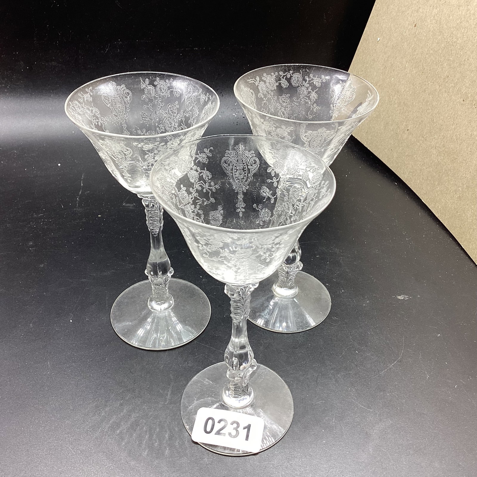 3 ELEGANT GLASS ROSEPOINT 3 OZ CORDIALS (1 of 1)