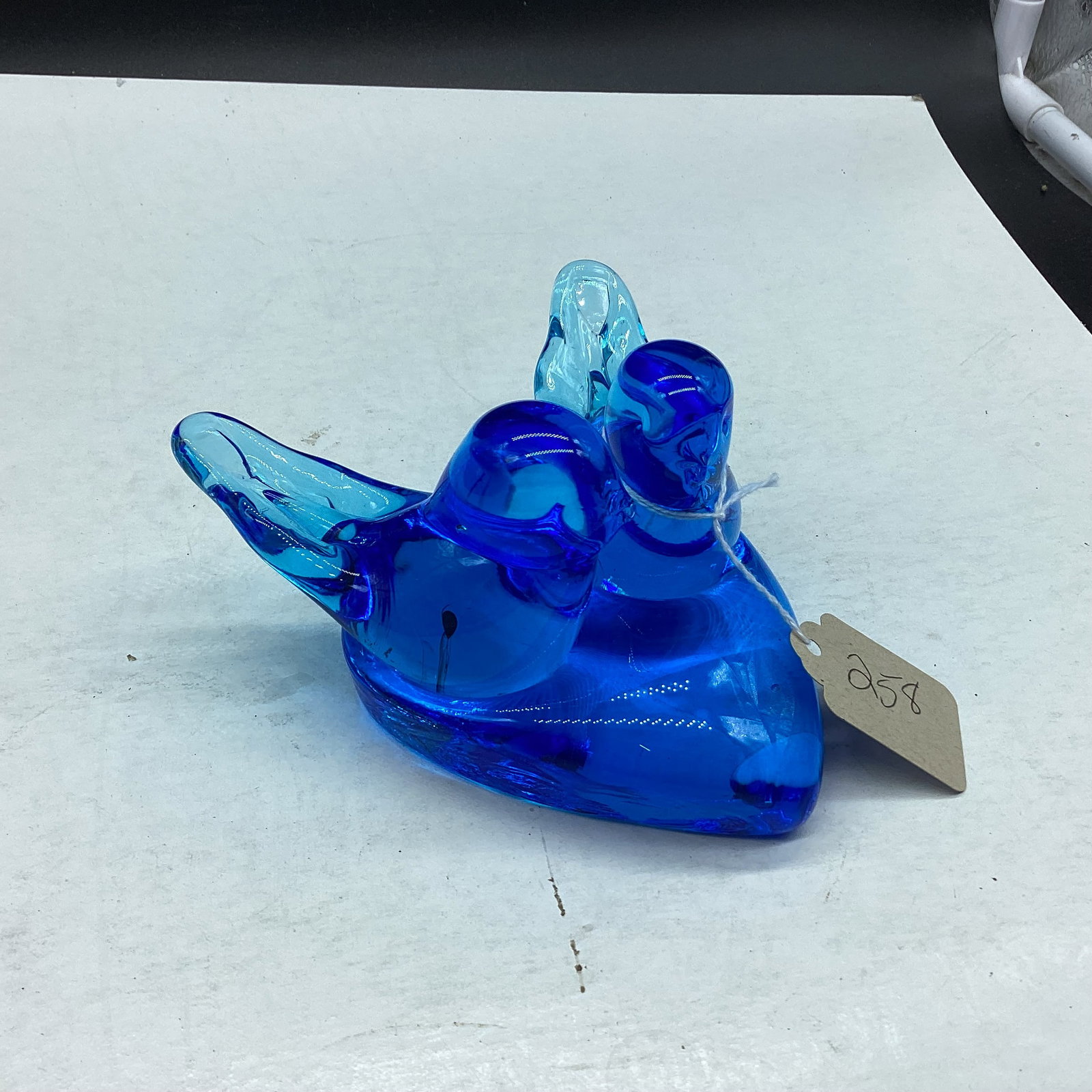VINTAGE BLUE BIRD FIGURINE: 3 X 5 GOOD SHAPE