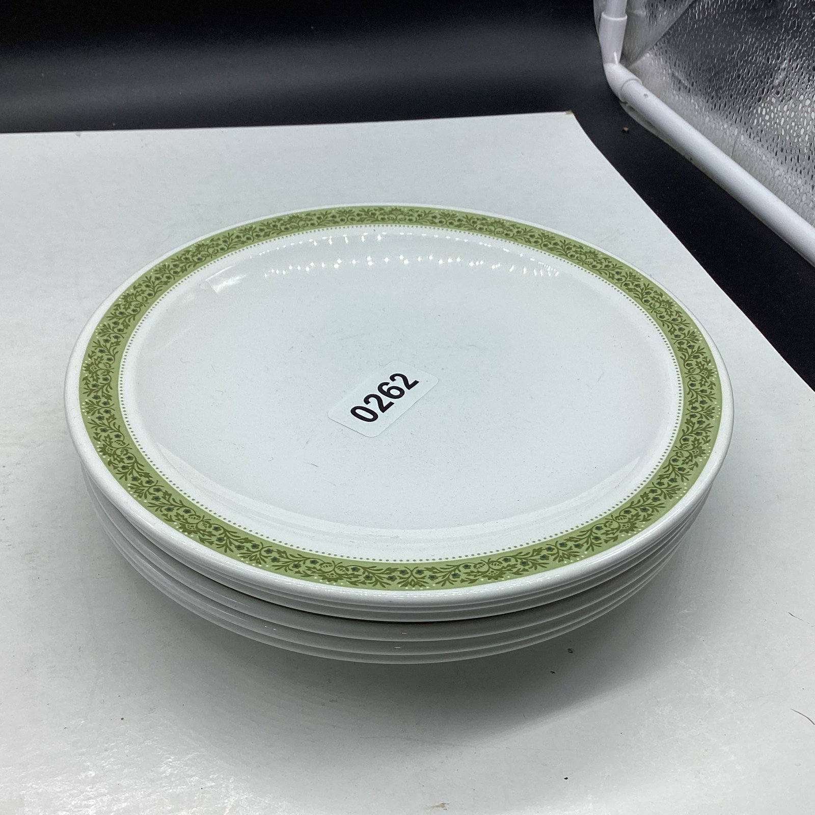 6 CORNING WARE LYNWOOD PLATES: 8" W GOOD SHAPE