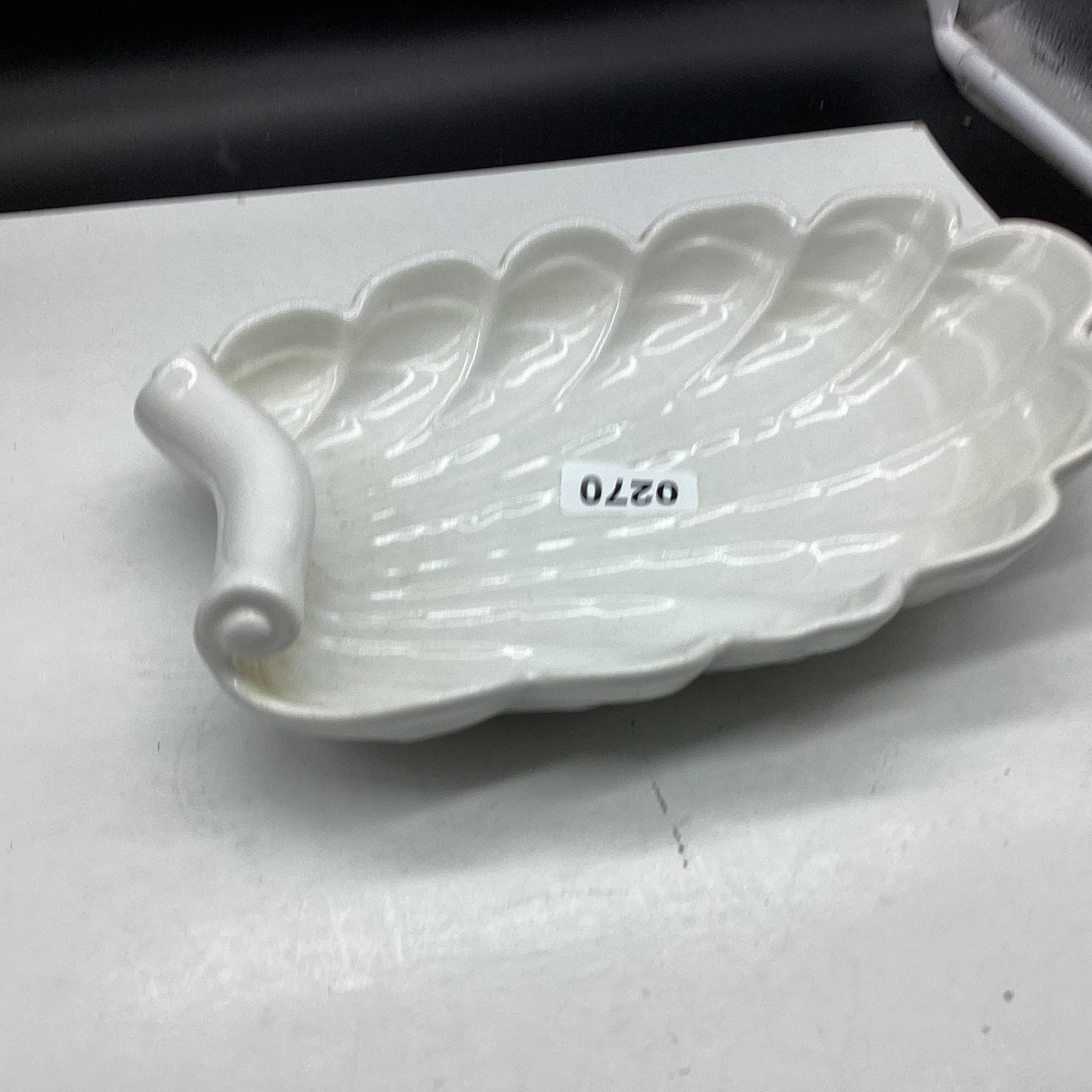 ABINGTON POTTERY DISH: 7 X 10 GOOD SHAPE