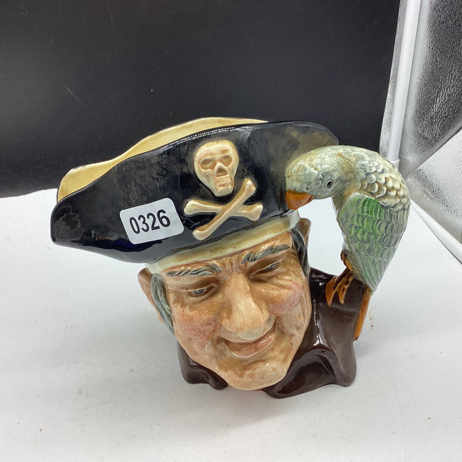 1951 LARGE ROYAL DOULTON TOBY MUG LONG JOHN SILVER (1 of 2)