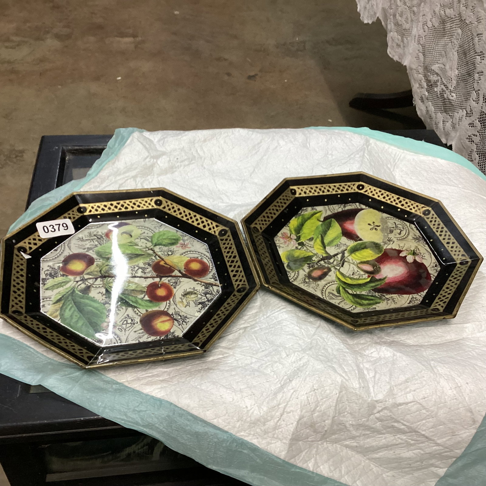 2 DECORATOR PLATES: 10" WIDE GOOD SHAPE