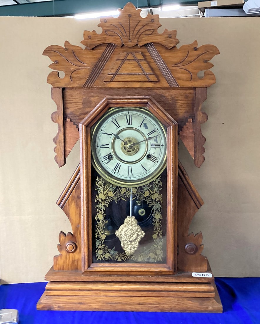 VINTAGE OAK MANTLE CLOCK BY NEW HAVEN CLOCK CO.: HAS KEY & PENDULUM 14 X 22 3/4 USED CONDITION