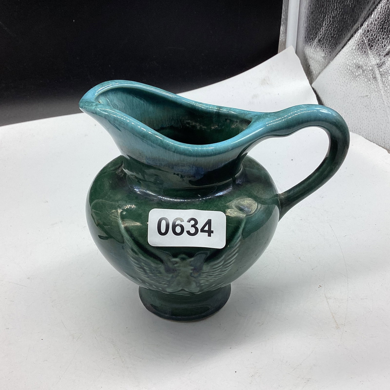 SMALL HULL AMERICA EAGLE PITCHER: 5 1/4" TALL GOOD SHAPE