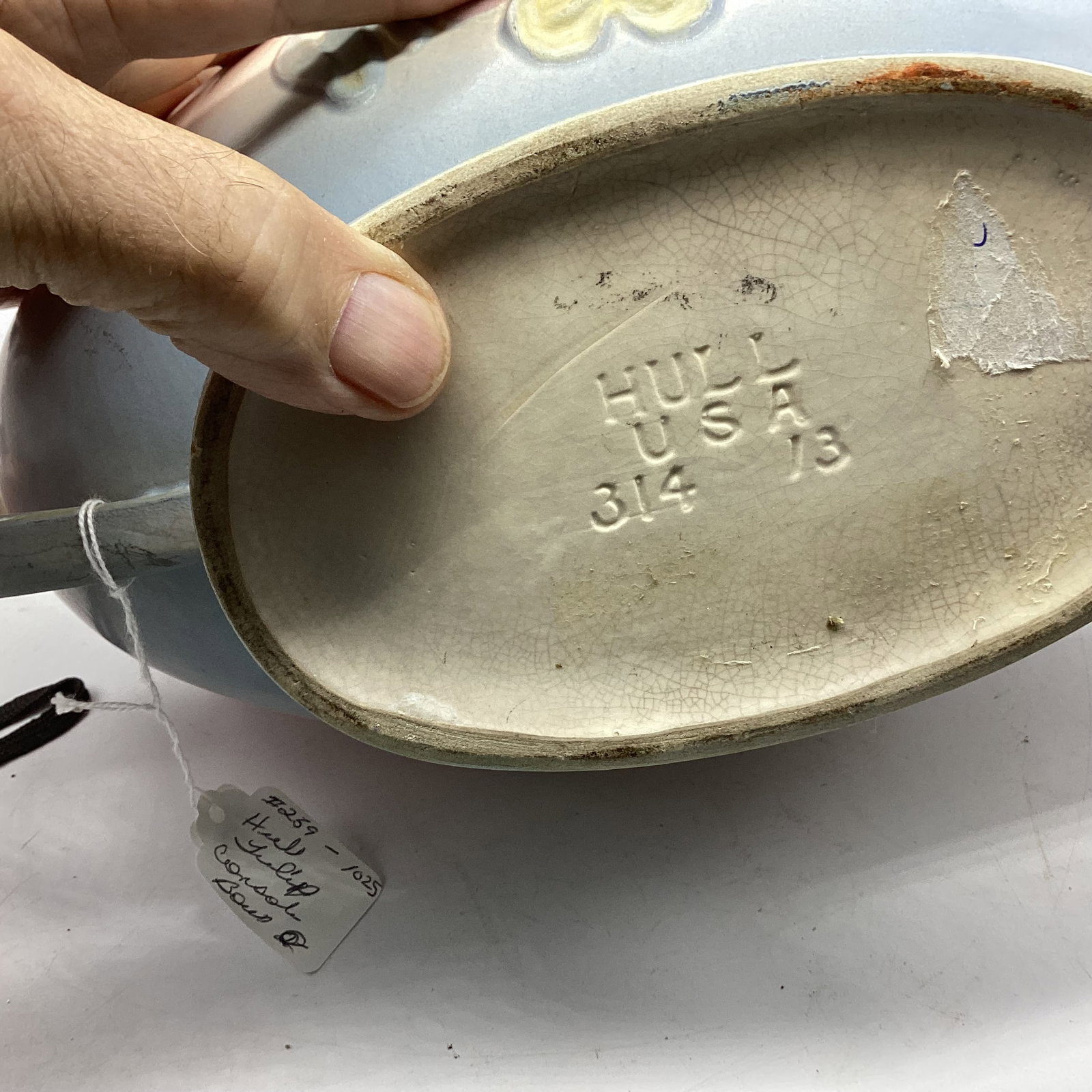 HULL TULIP PATTERN OVAL CONSOLE BOWL  - 3