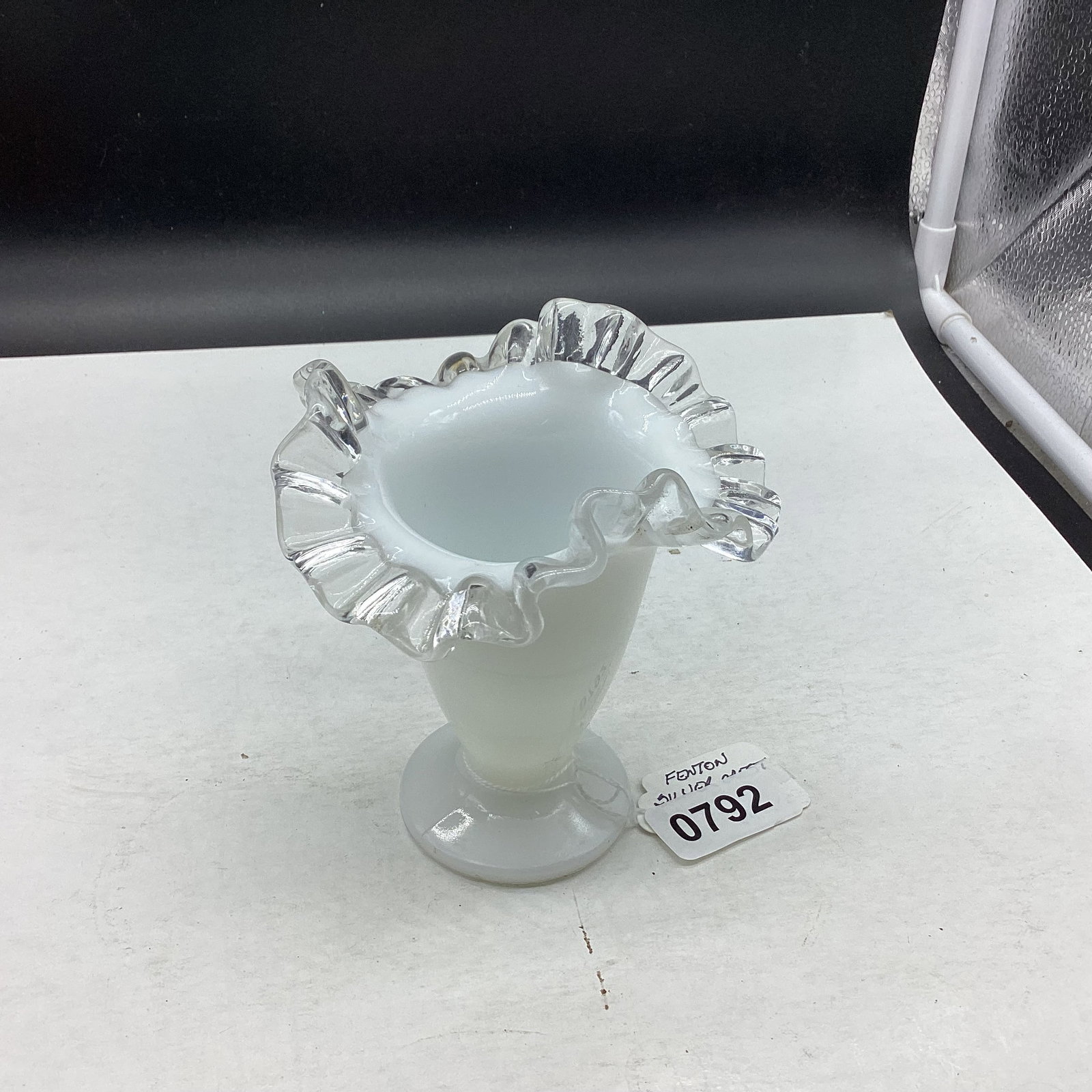FENTON SILVERCREST VASE (1 of 1)