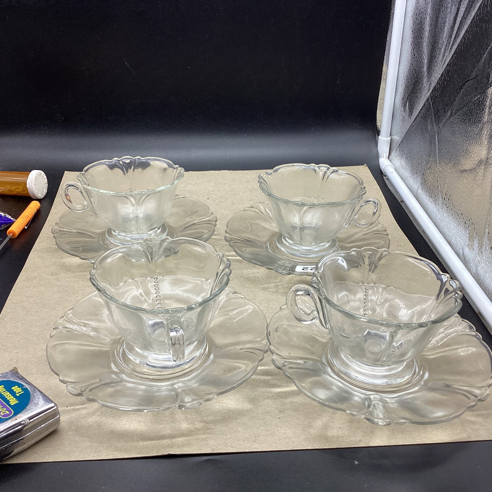 4 HEISEY IPSWICH PATTERN CUP & SUCERS: GOOD SHAPE