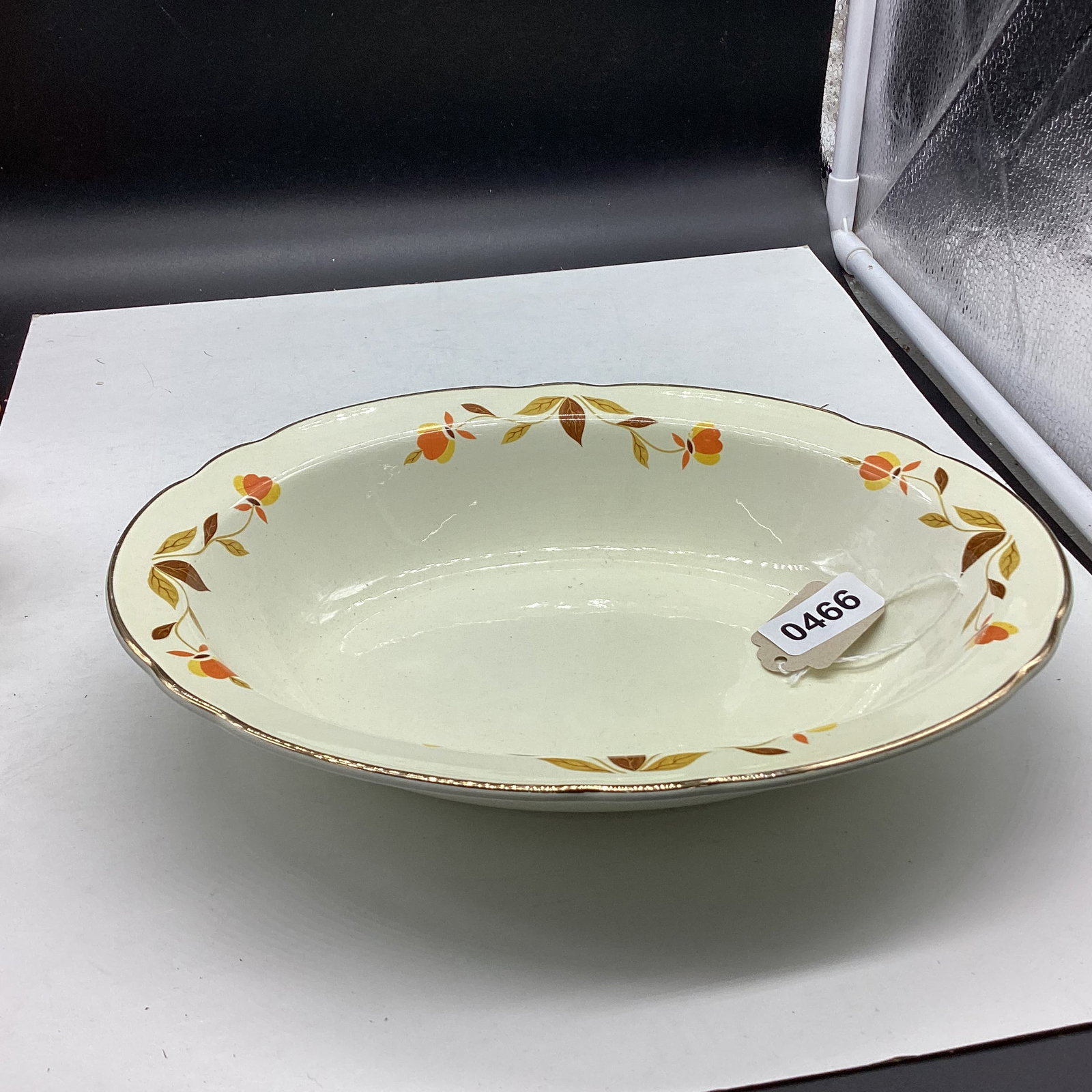 VINTAGE HALL JEWEL T OVAL BOWL: 8 X 10 1/2 GOOD SHAPE