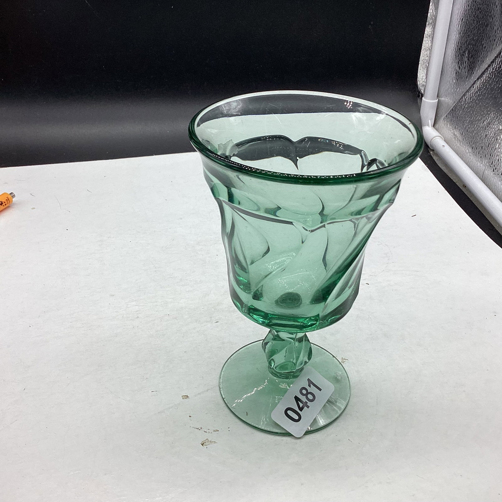 FOSTORIA JAMESTOWN WATER TUMBLER: 6 " TALL GOOD SHAPE