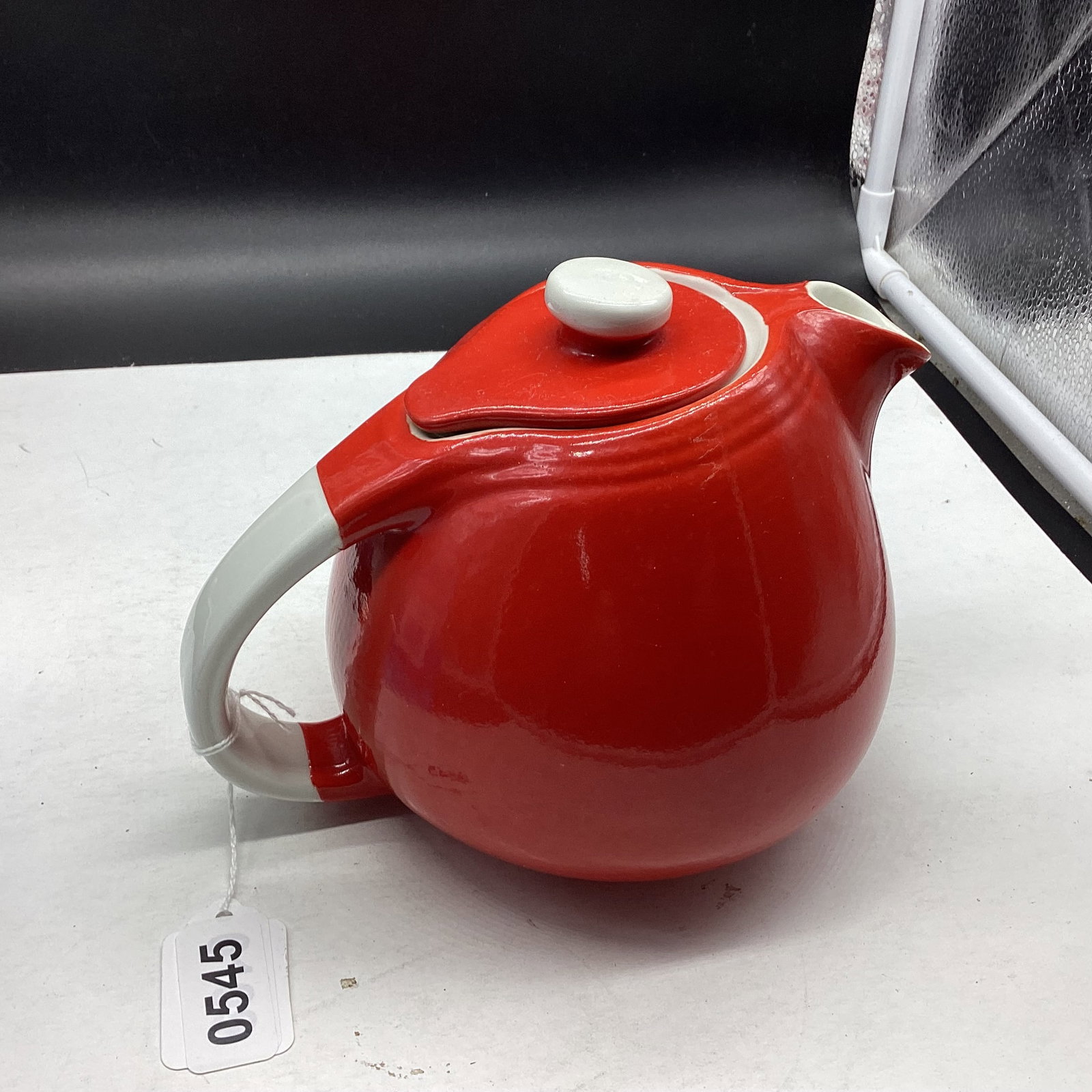 VINTAGE HALL CHINA COFFEE POT: 5 1/2 X 7 GOOD SHAPE