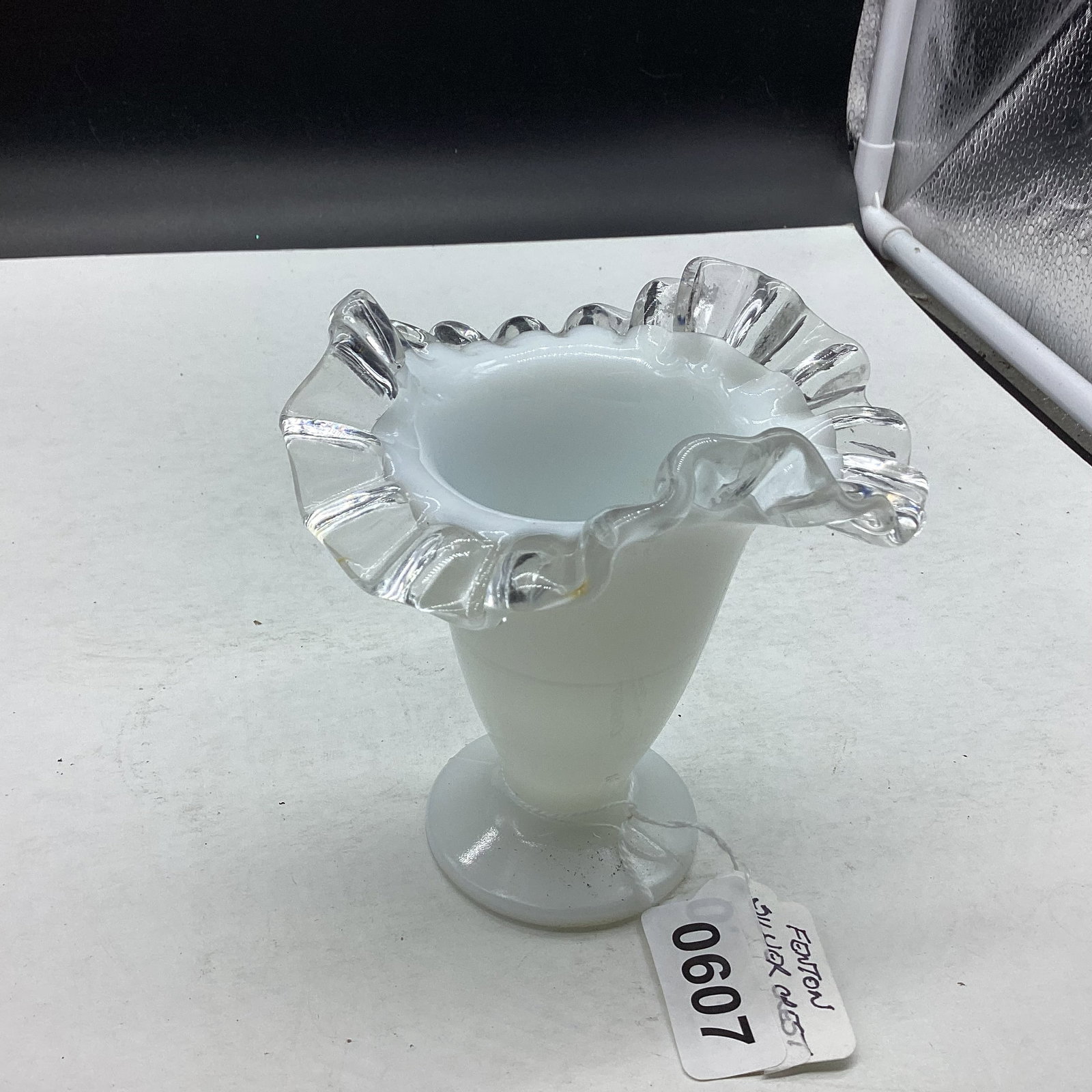 FENTON SILVERCREST VASE: 4 3/4" TALL GOOD SHAPE