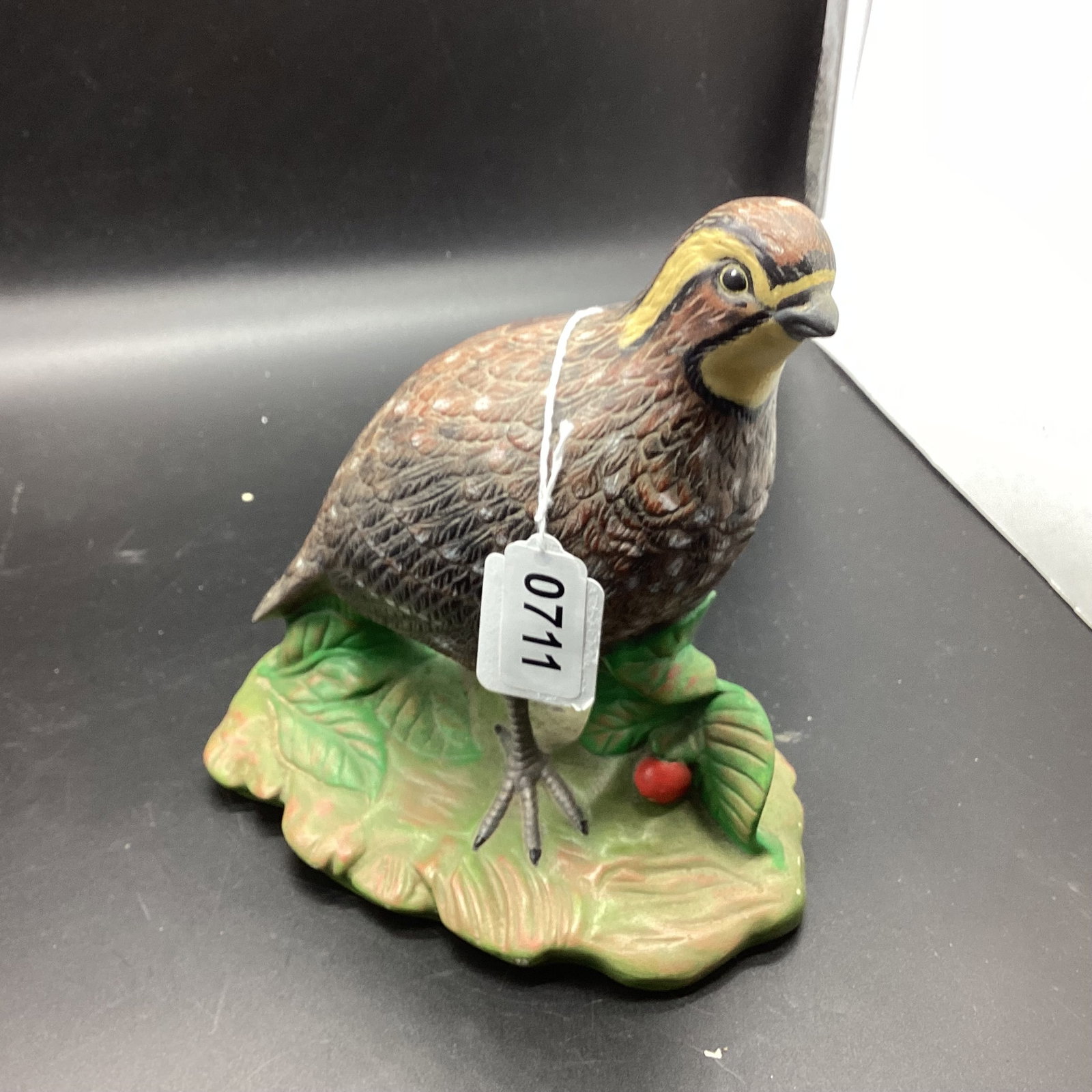 BOB WHITE QUAIL FIGRUINE: 7 1/2" TALL GOOD SHAPE