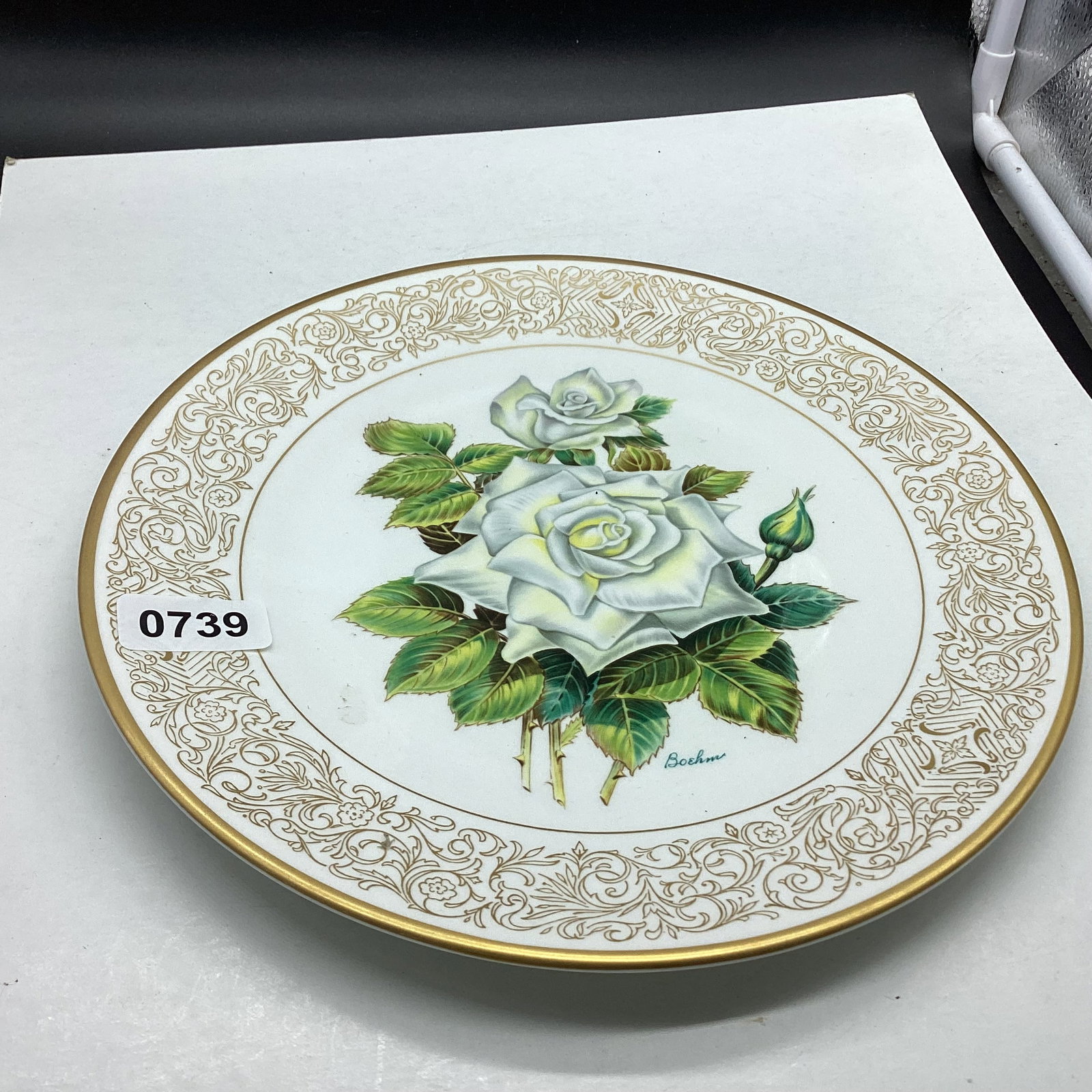 HAND PAINTED GOLD TRIM ENGLISH PLATE: 10 3/4 GOOD SHAPE