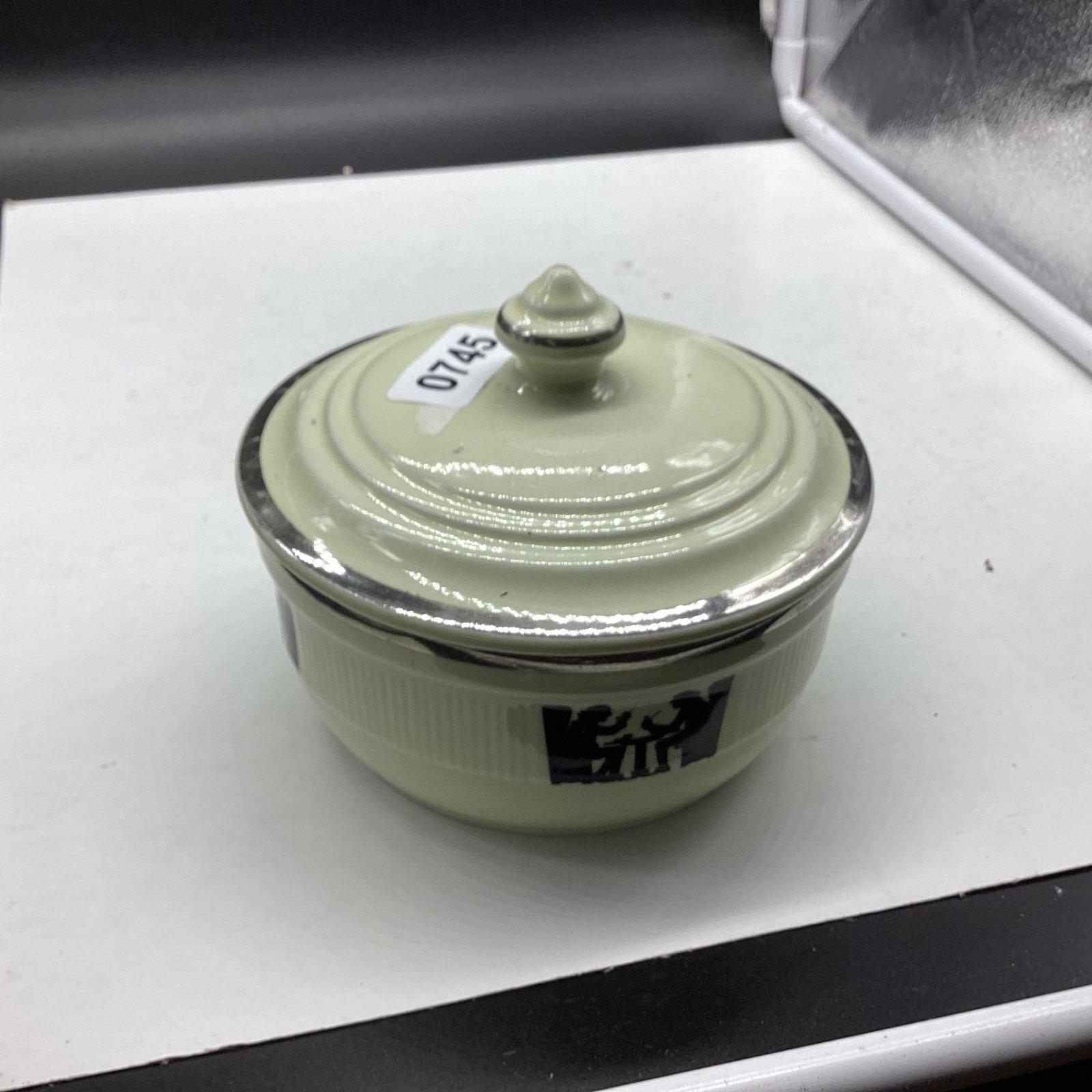 HALL TAVERN SILOUTTE GREASE JAR: GOOD SHAPE