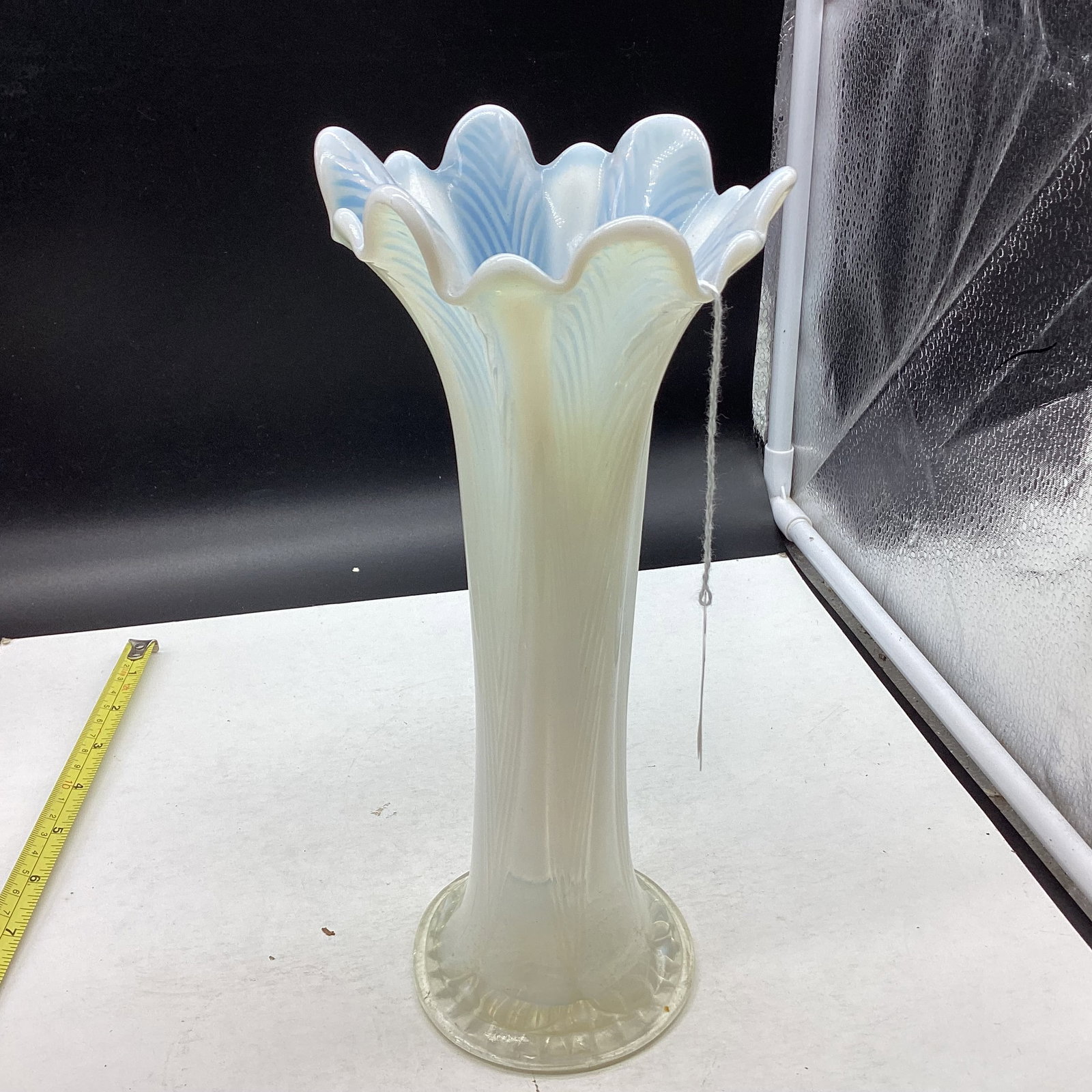 NORTHWOOD OPLESCENT VASE: 10 1/4 GOOD SHAPE
