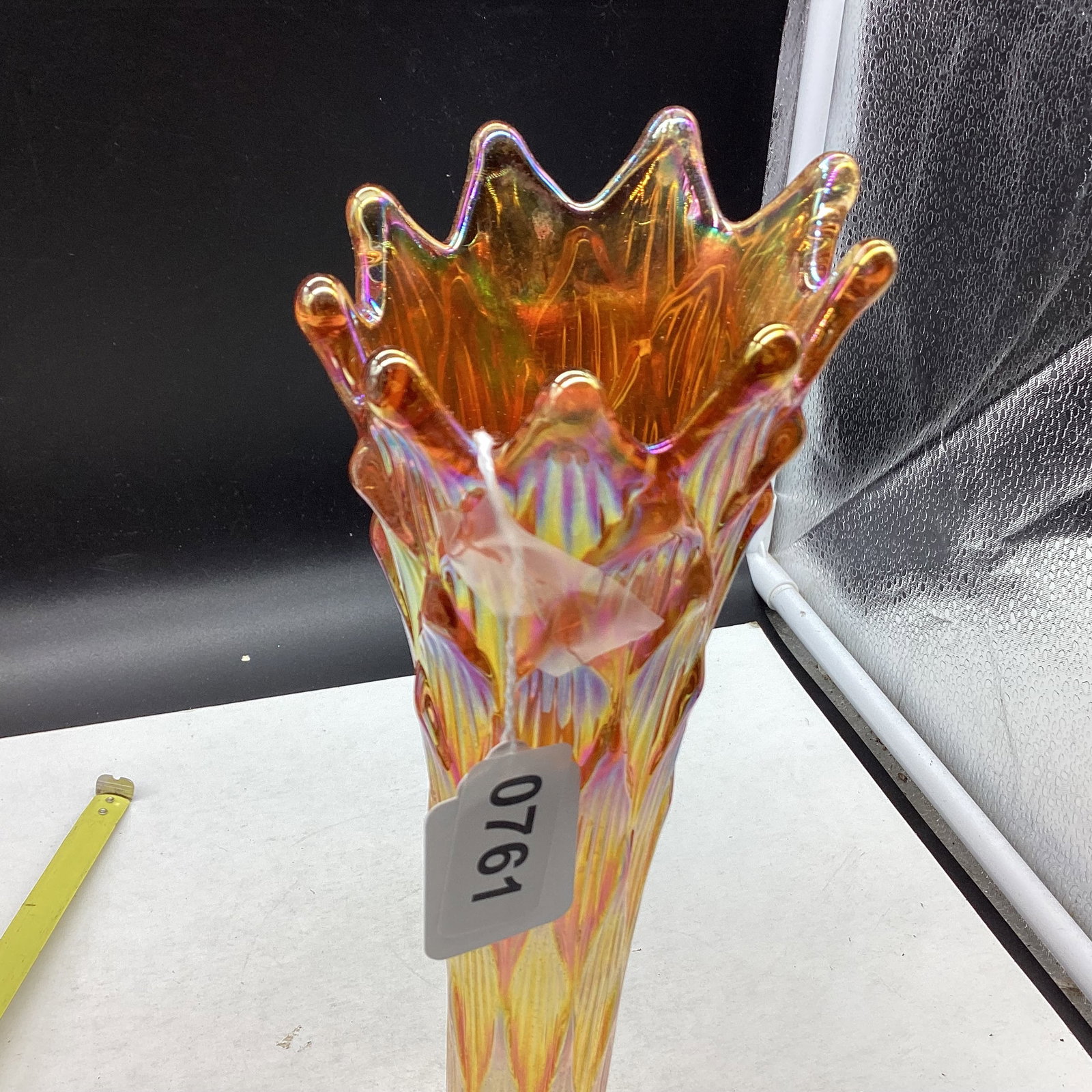 FENTON CARNVIALTREE TRUNK PATTERN VASE - 2
