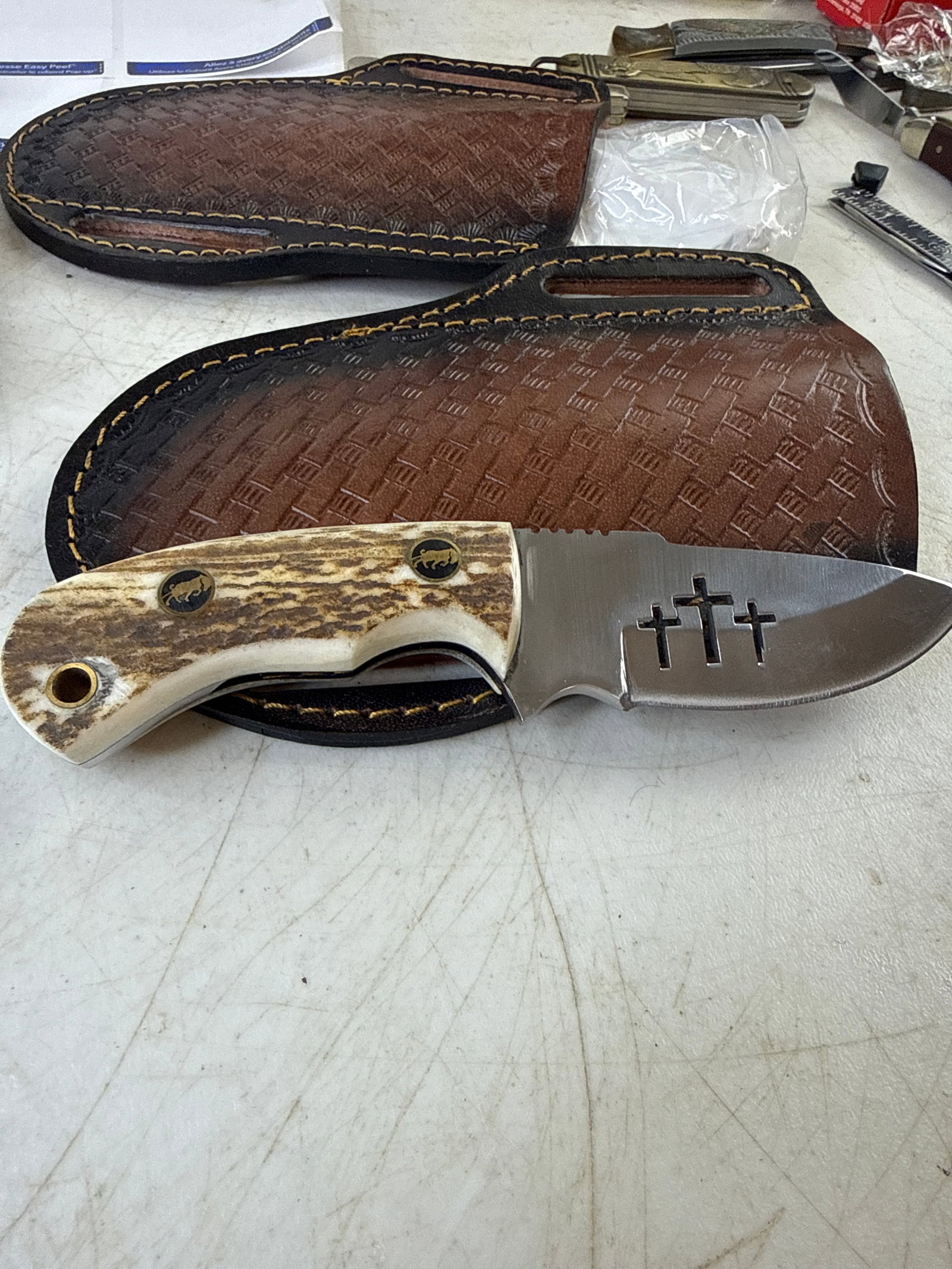 Kilby stag fixed blade usa designed in Kentucky skinner with sheath (1 of 2)