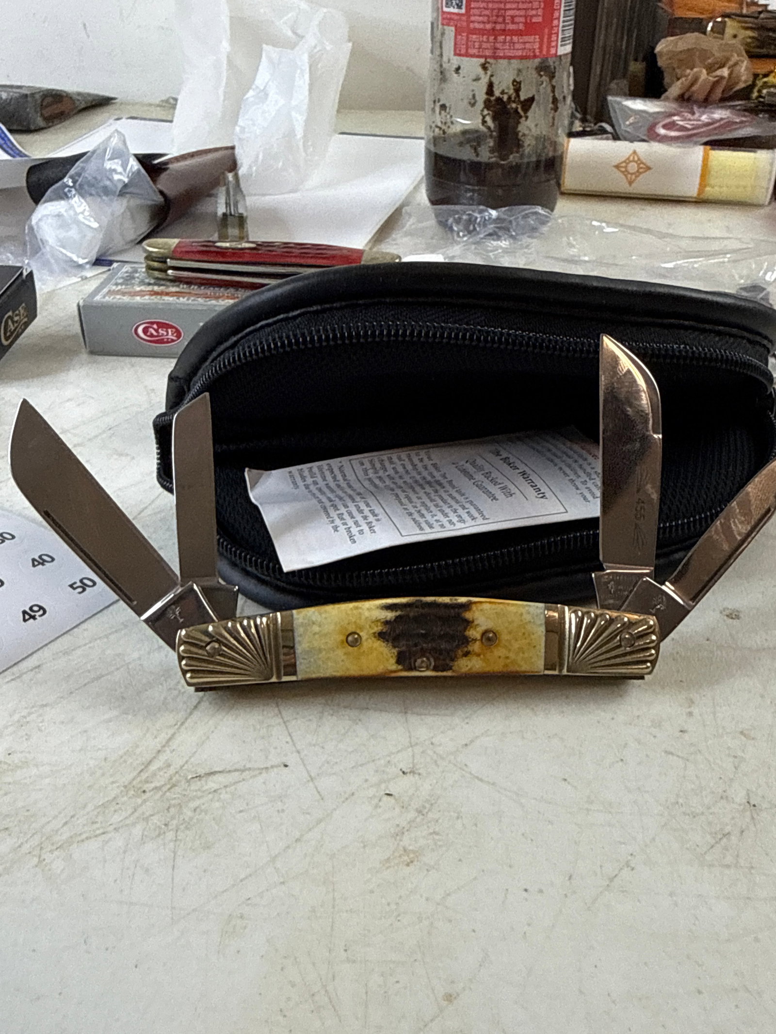 H Boker & Co’s stag congress: Check out the stag and bolsters on this Knife beautiful piece comes with pouch. Blades are numbered 455.