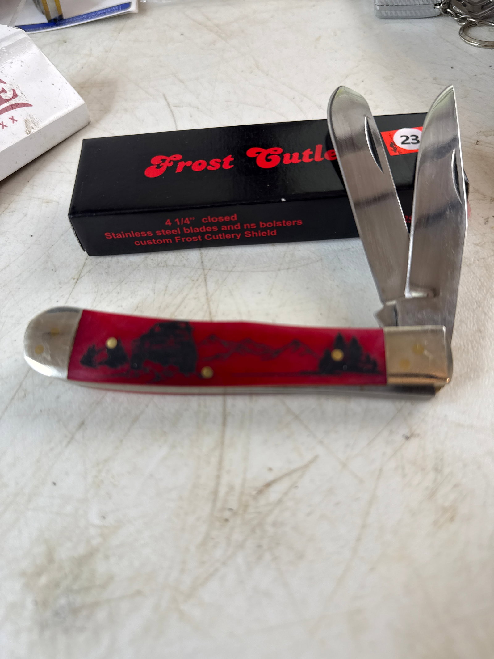 Frost cutlery jeep trapper (1 of 2)