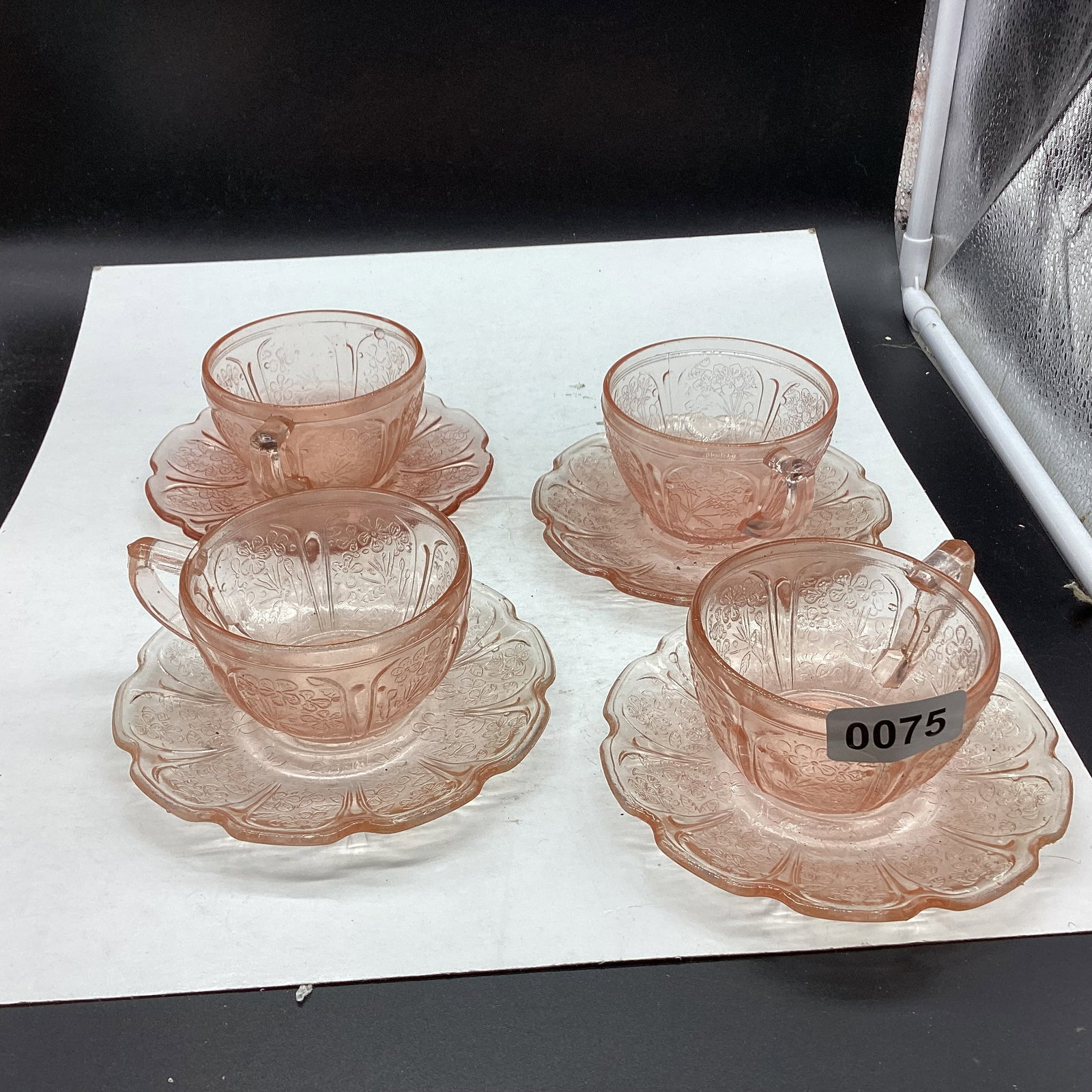 4 CHERRY BLOSSOM CUP & SAUCERS: GOOD SHAPE