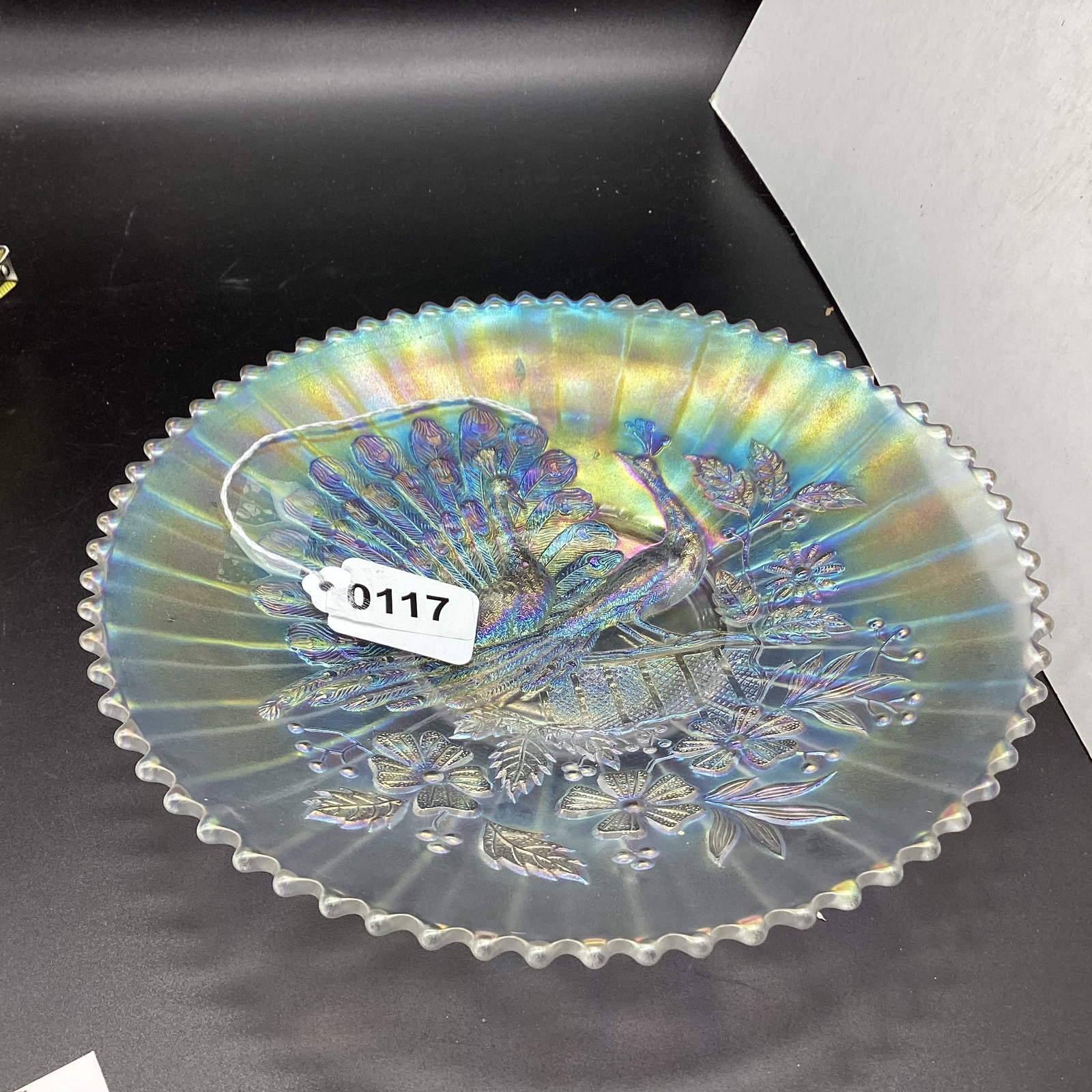 VINTAGE NORTHWOOD PEACOCKS ON THE FENCE ICE BLUE CARNIVAL PLATE