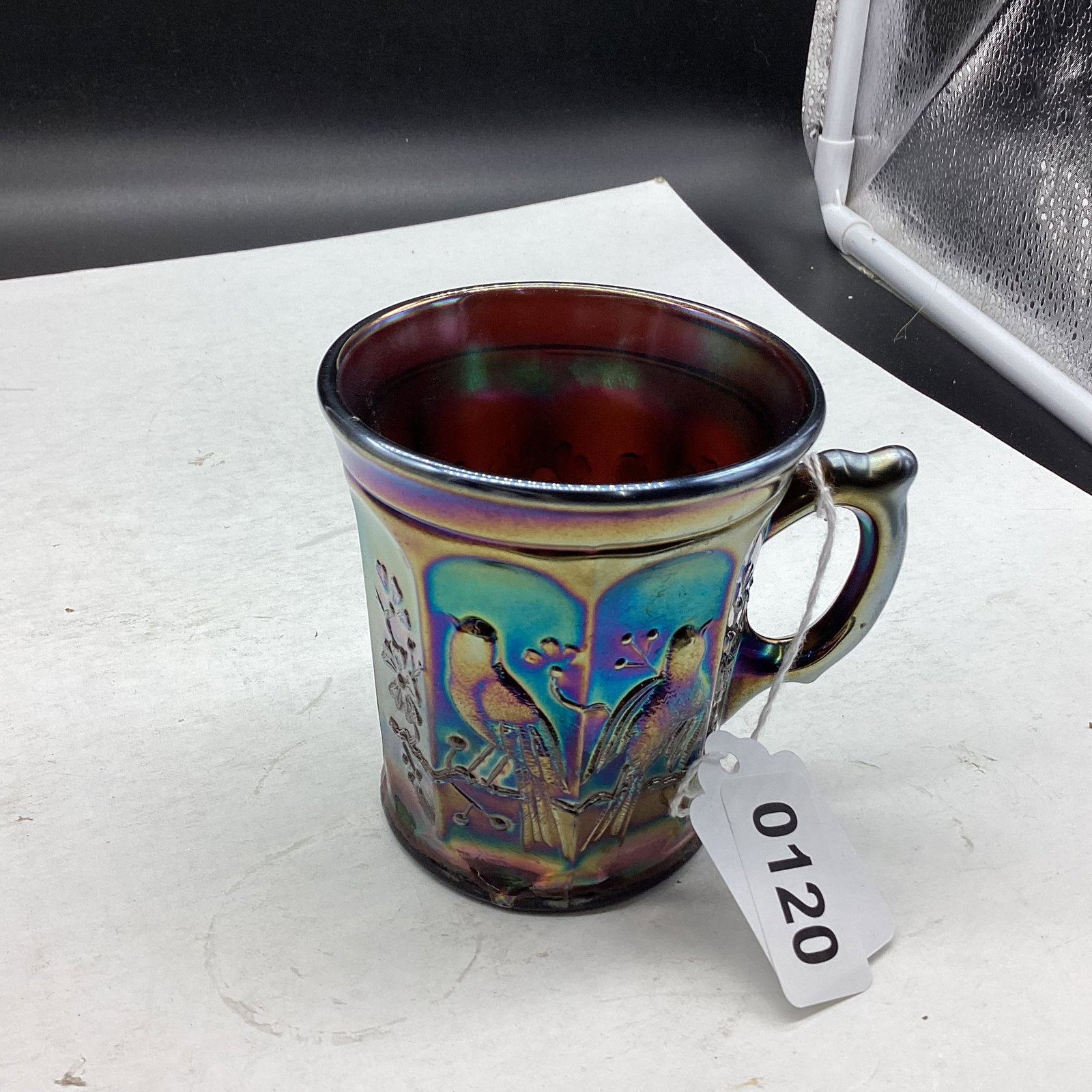 VINTAGE NORTHWOOD SINGING BIRDS CARNIVAL GLASS MUG: 3 1/2" TALL GOOD SHAPE