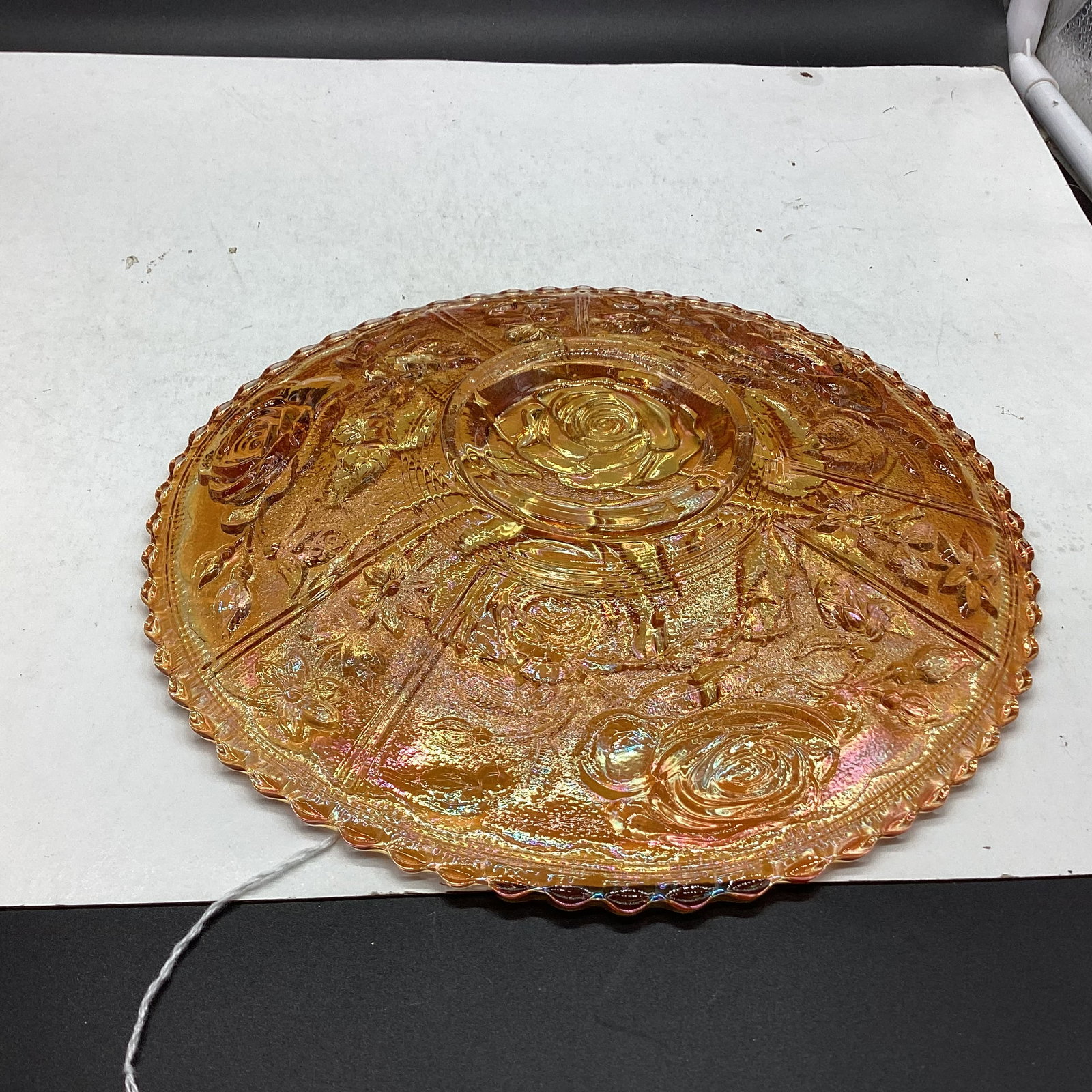 IMPERIAL OPEN ROSE PATTERN CARNNVAL PLATE - 2