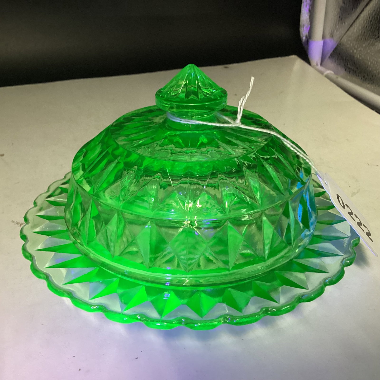 DEPRESSION URANIUM GLASS WINDSOR WIAMOND BUTTER DISH: 6" WIDE GOOD SHAPE