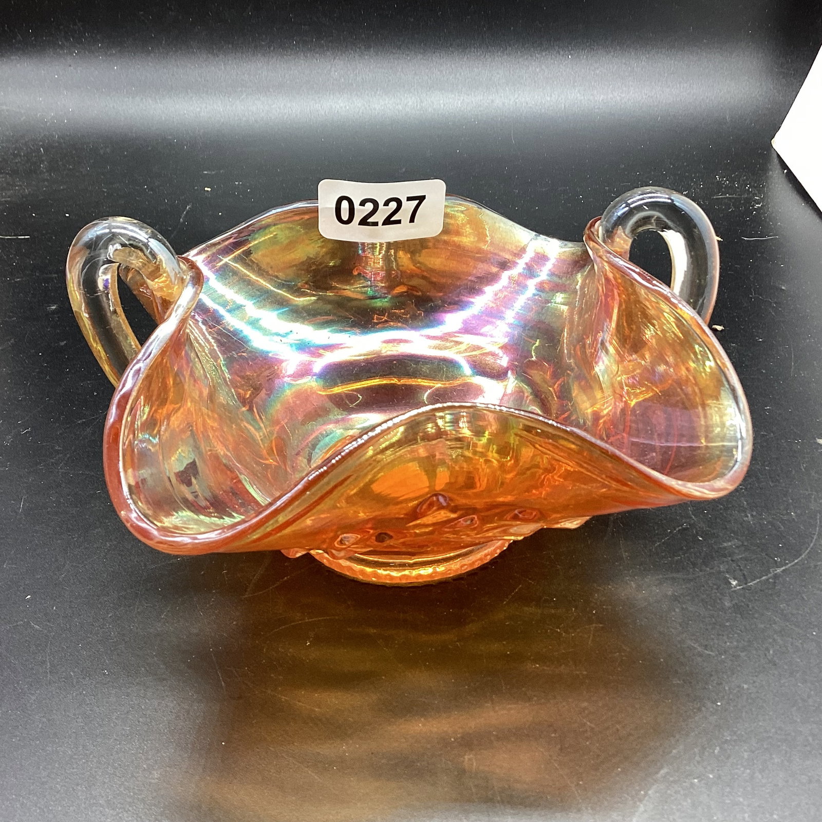 FENTON CARNIVAL GLASS CAT TAIL & WATERLILLY PATTERN 2 HANDLED BOWL: 3 1/2 X 7 1/4 GOOD SHAPE