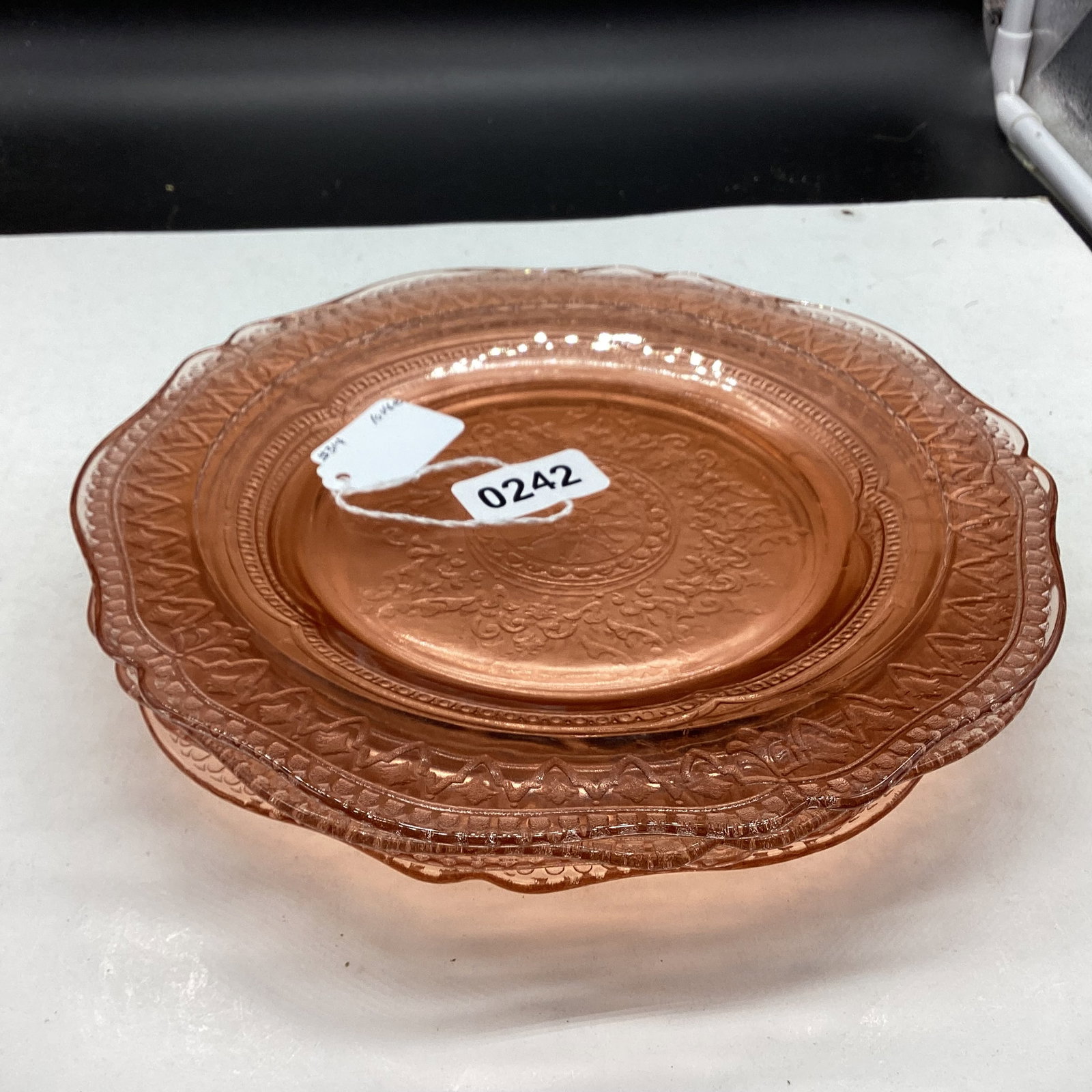 4 DEPRESSION PINK SPOKE OR PATRICIAN PATES: 9 1/4" WIDE GOOD SHAPE