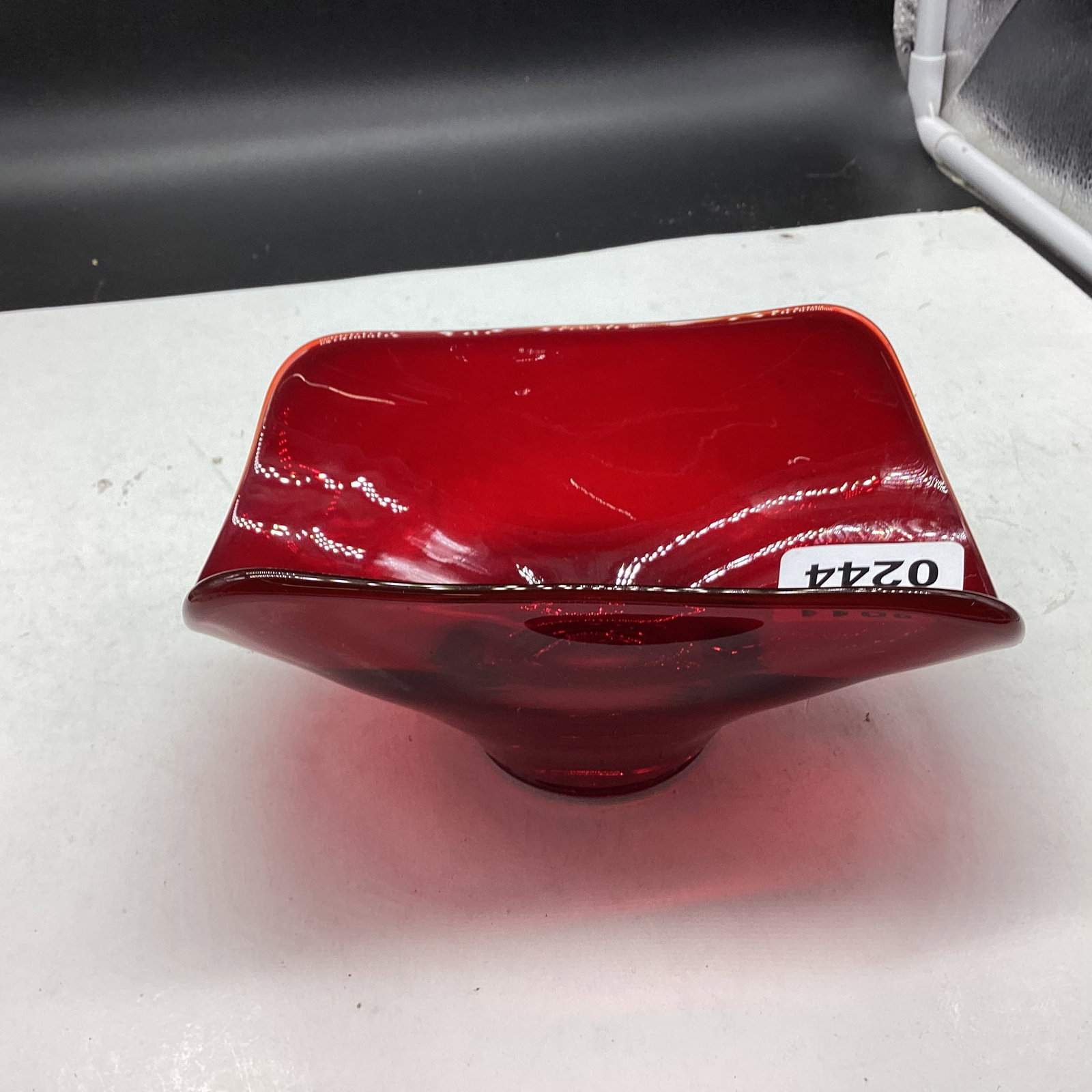 VIKKEINS GLASS RED 4 POINT BOWL: GOOD SHAPE