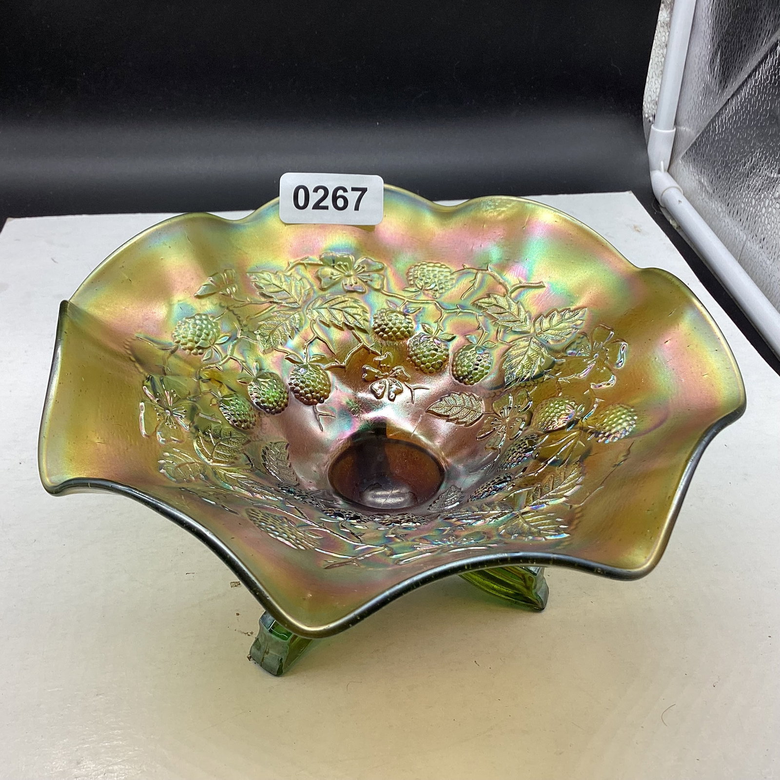 MILLERSBURG BLACK BERRY WREATH GREEN FOOTED CARNIVAL BOWL: 4" X 8 1/4" GOOD SHAPE