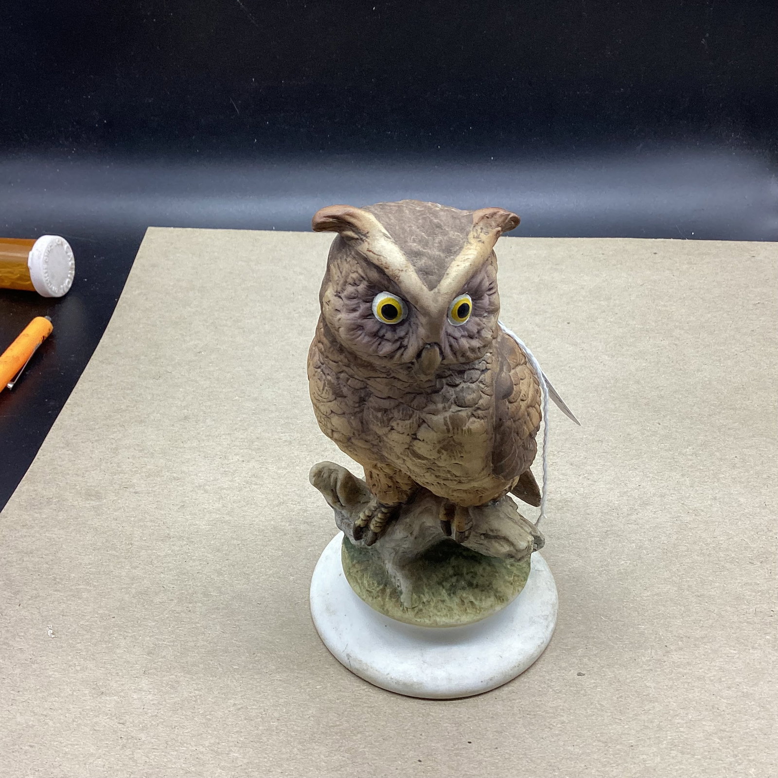 PORCELIAN OWL FIGURINE BY LEFTON: 6 1/4" TALL GOOD SHAPE