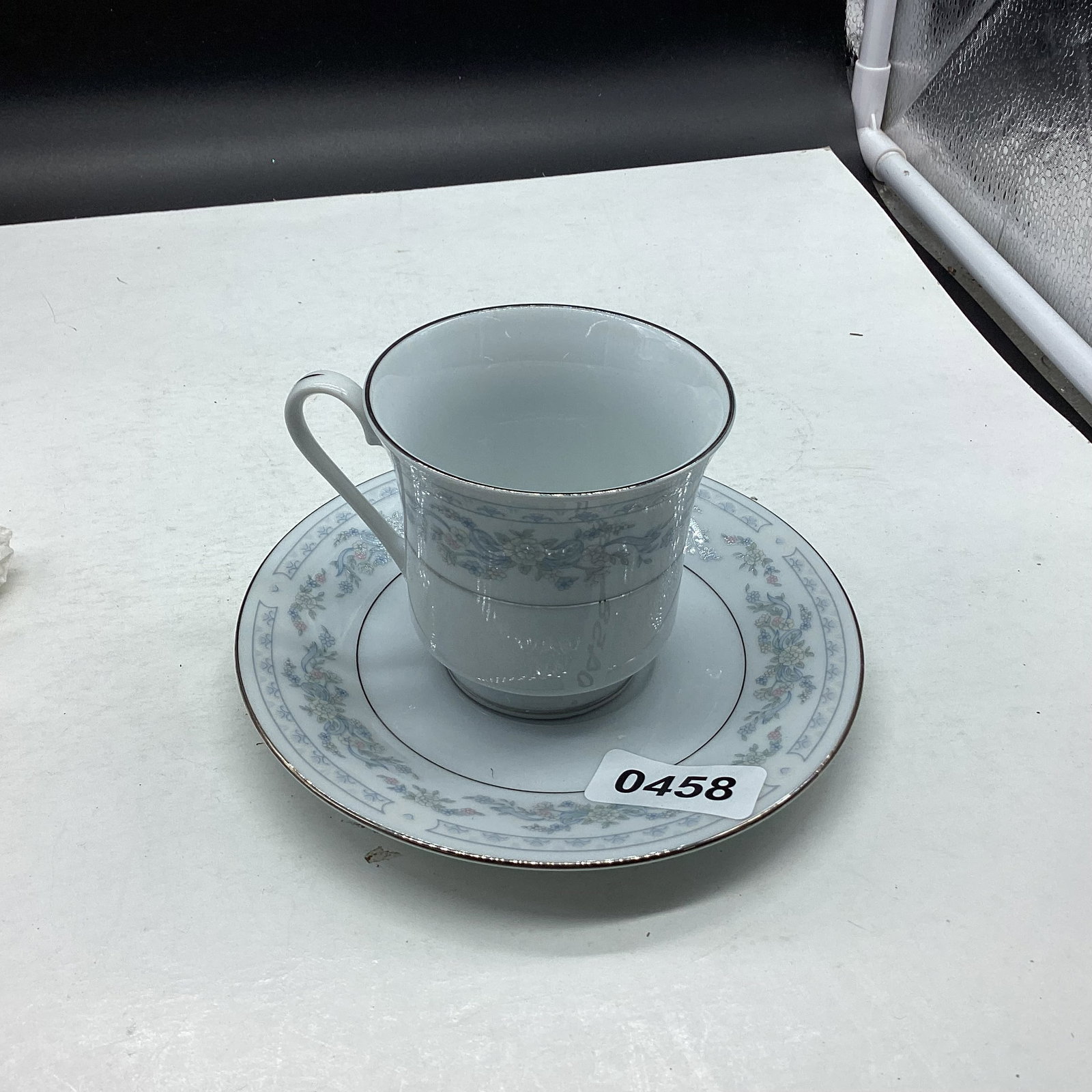 PORCELIAN SOMERSET PATTERN CUP & SAUCER: GOOD SHAPE