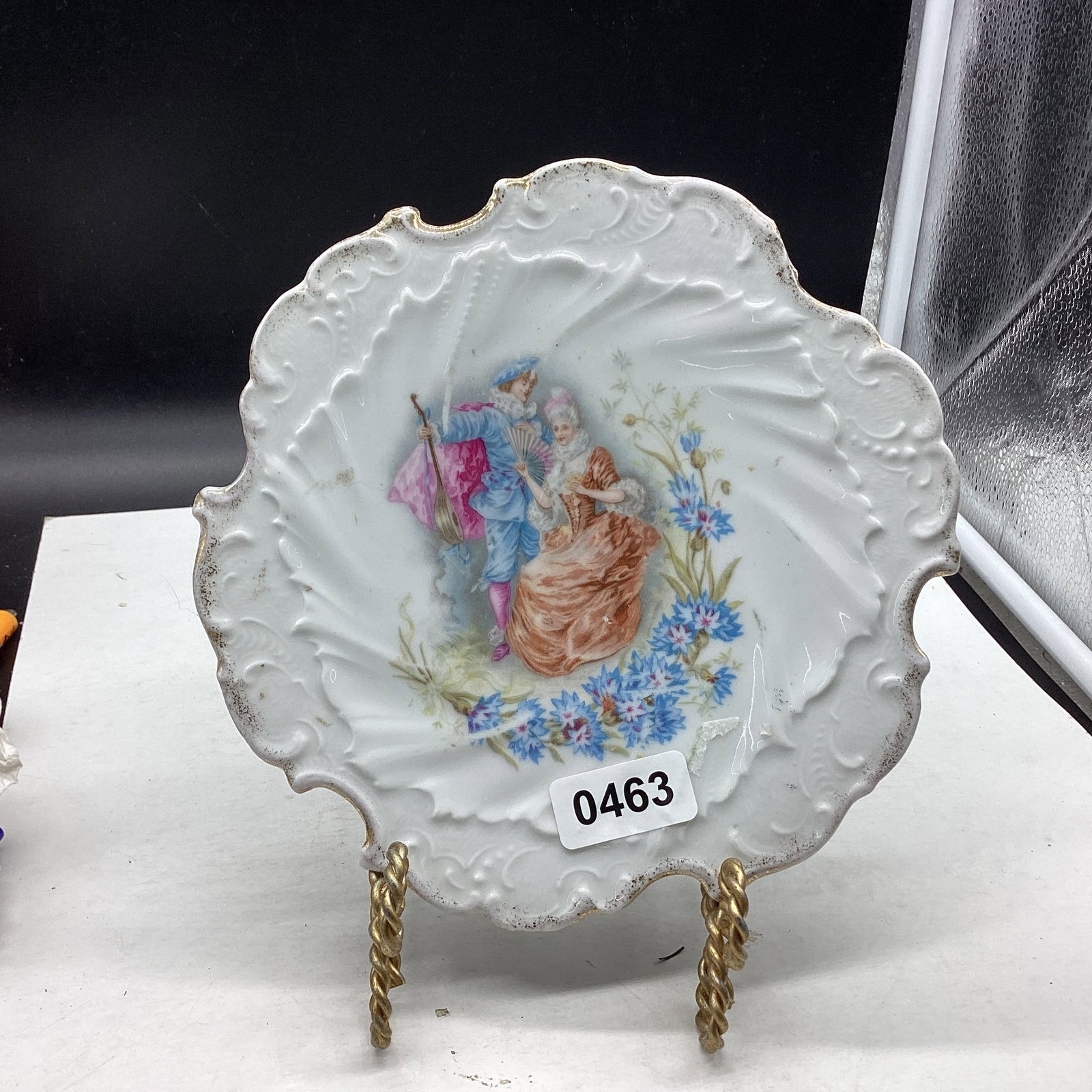 VICTORIAN PORCELIAN PLATE: 8" WIDE GOOD SHAPE