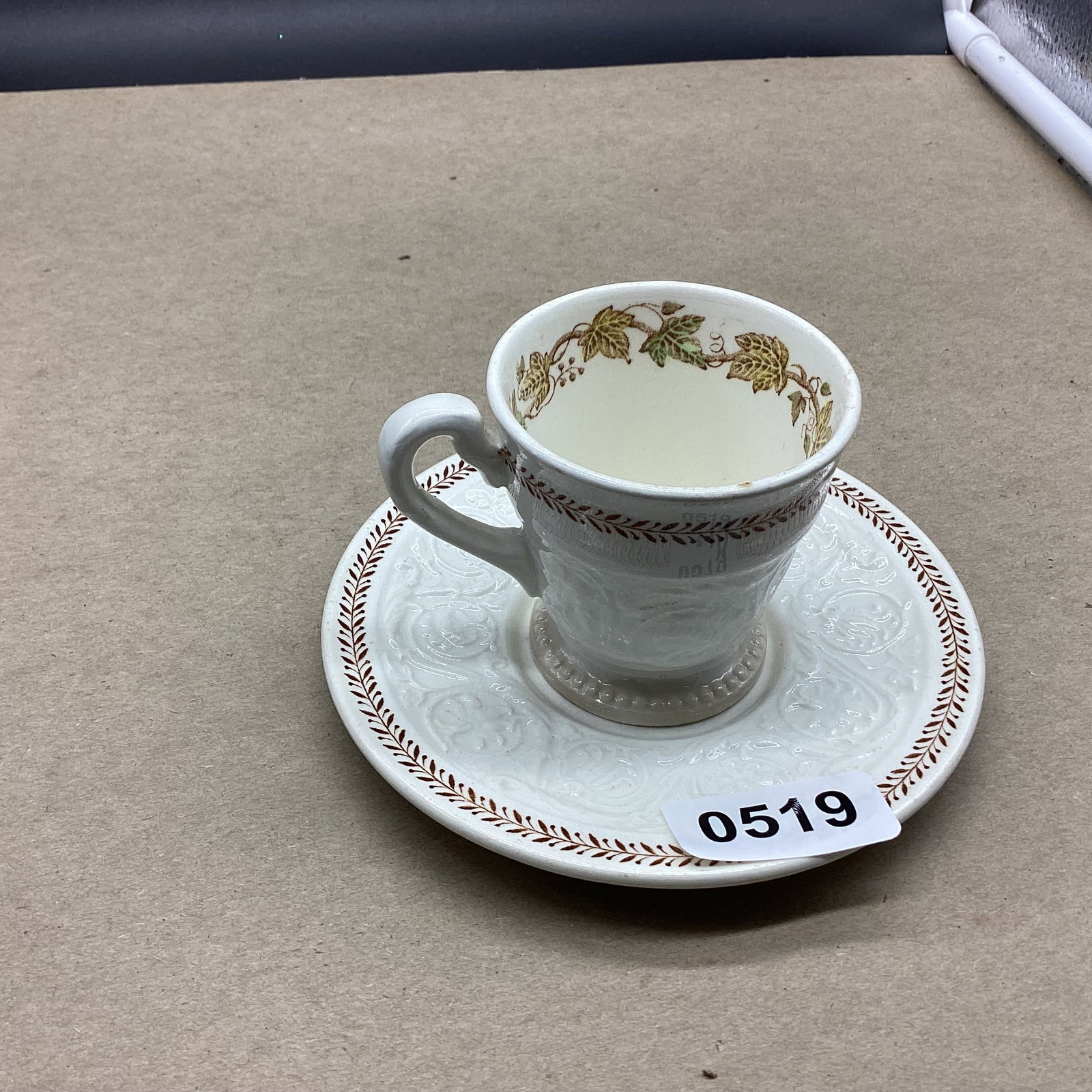 WEDGEWOOD ENGLND DEMITASSIE CUP & SAUCER: GOOD SHAPE