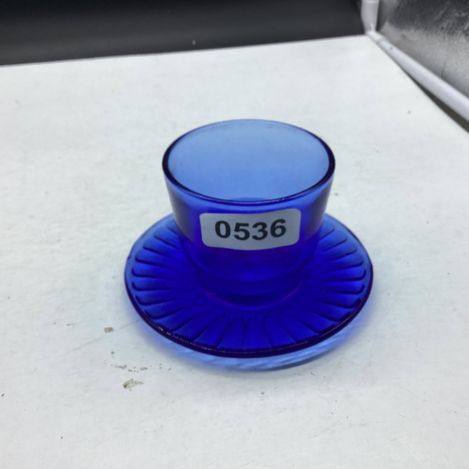 BLUE DEPRESSION CUSTARD CUP: 3" TALL GOOD SHAPE