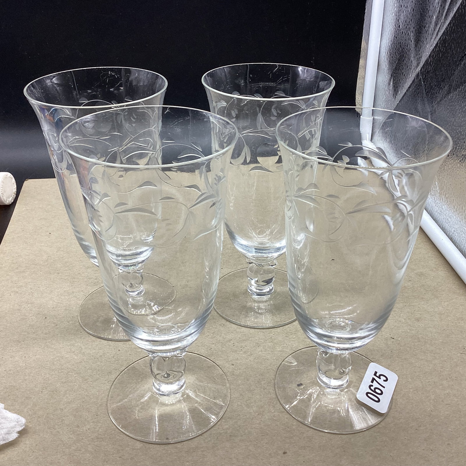 4 HEISEY LARRIAT MOONGLO PATTERN TEA GOBLETS: 6 3/4" TALL GOOD SHAPE