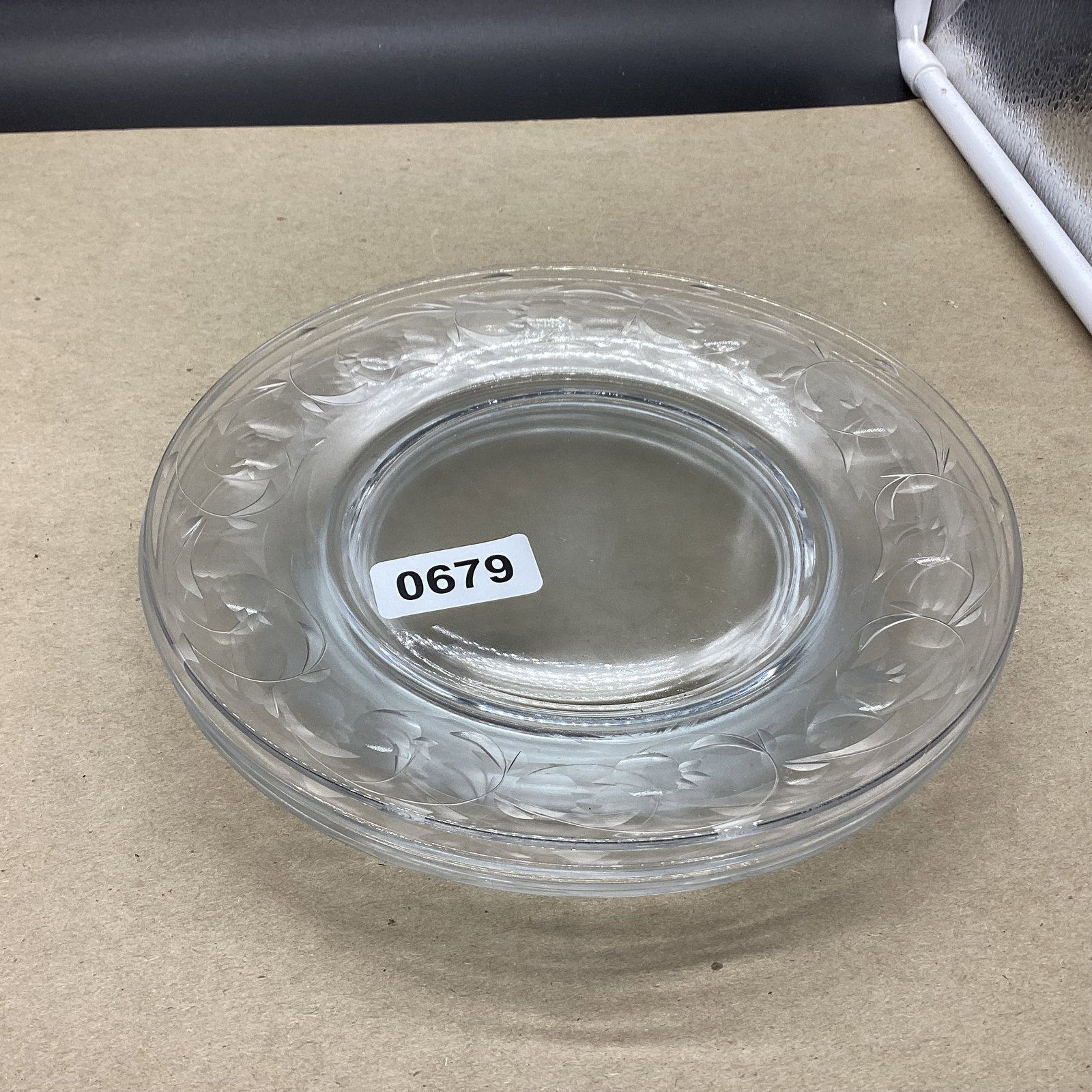 4 HEISEY LARRIAT MOONGLO SALAD PLATES: 8" W GOOD SHAPE