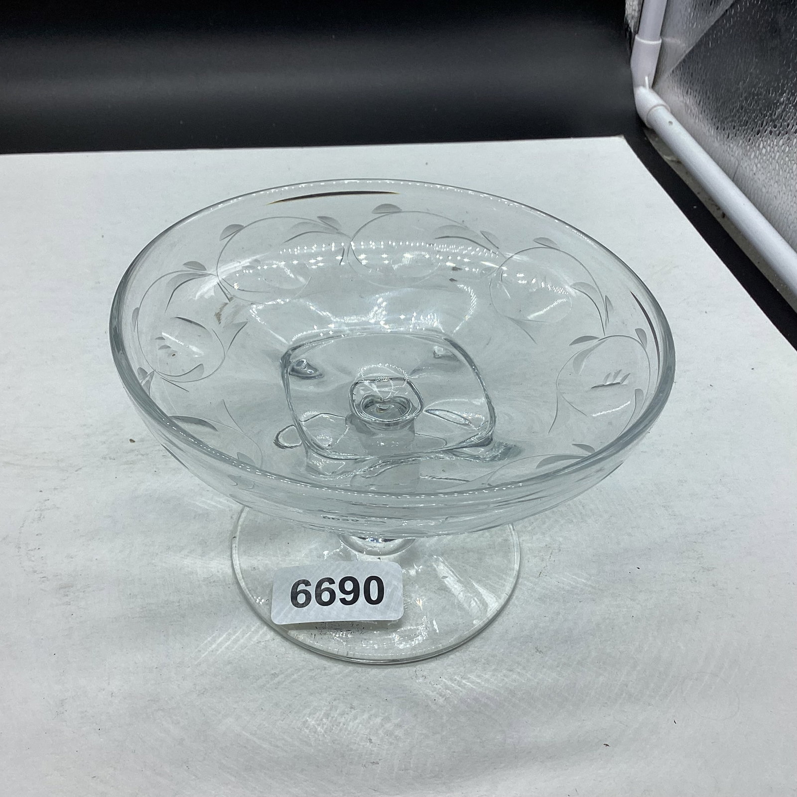 HEISEY LARRIAT MOONGLO COMPOTE: 3 1/2 X 5 1/2 GOOD SHAPE