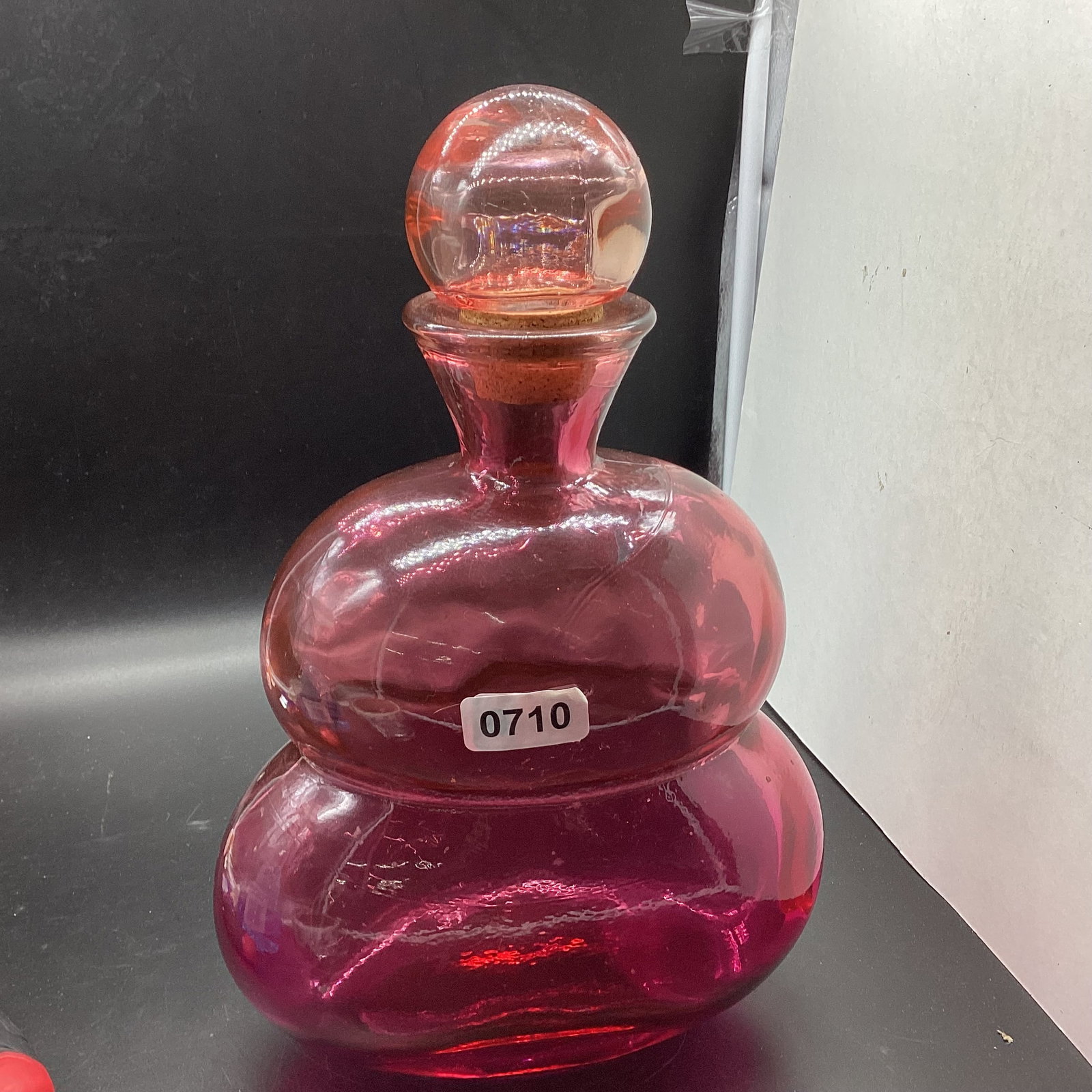 LARGE MCM RED DECANTER W/STOPPER: 13 3/4" T X 8 1/2" W GOOD SHAPE